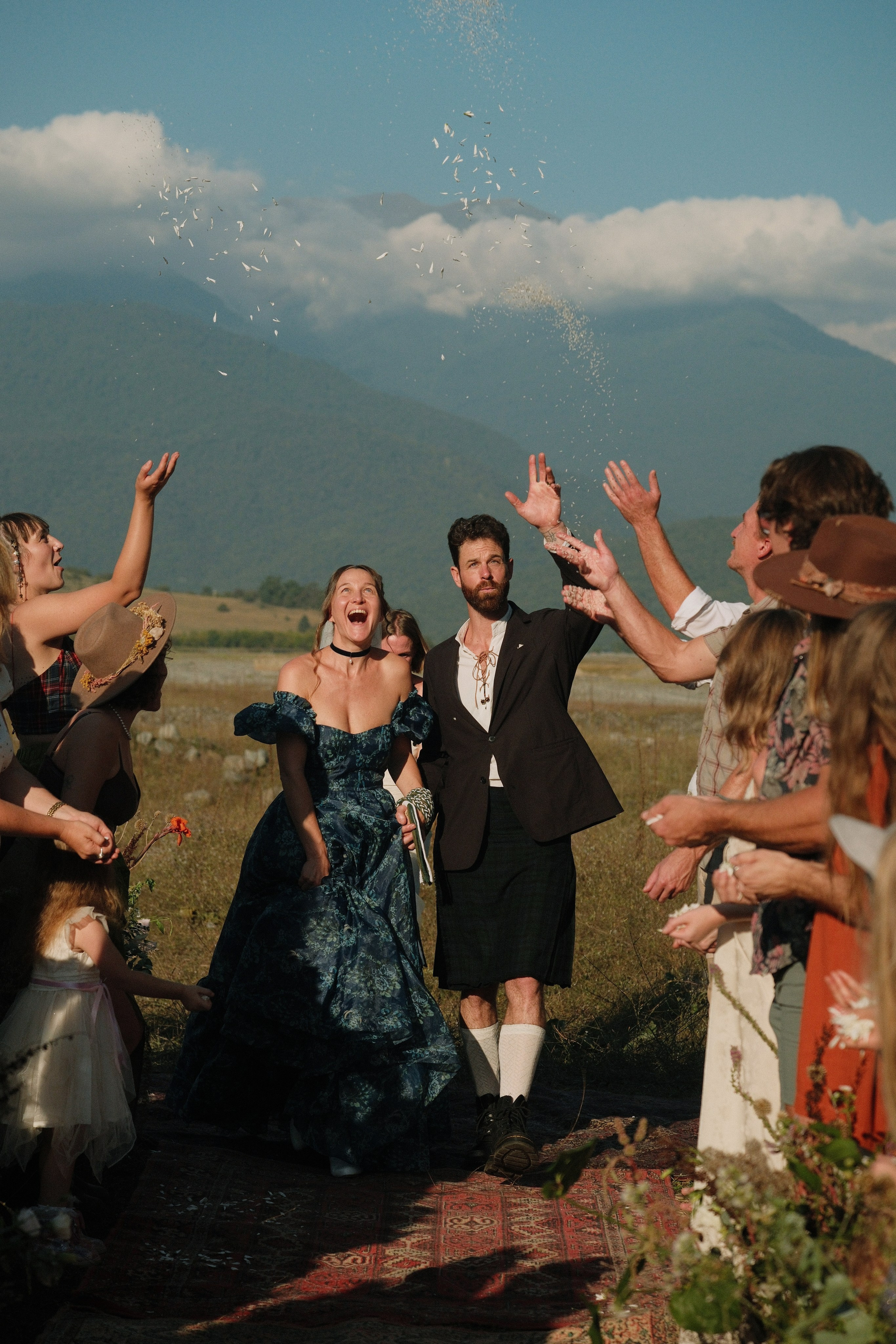 Sasha Leah Adina & Bradley. Creative travel photographer — Berg Daria