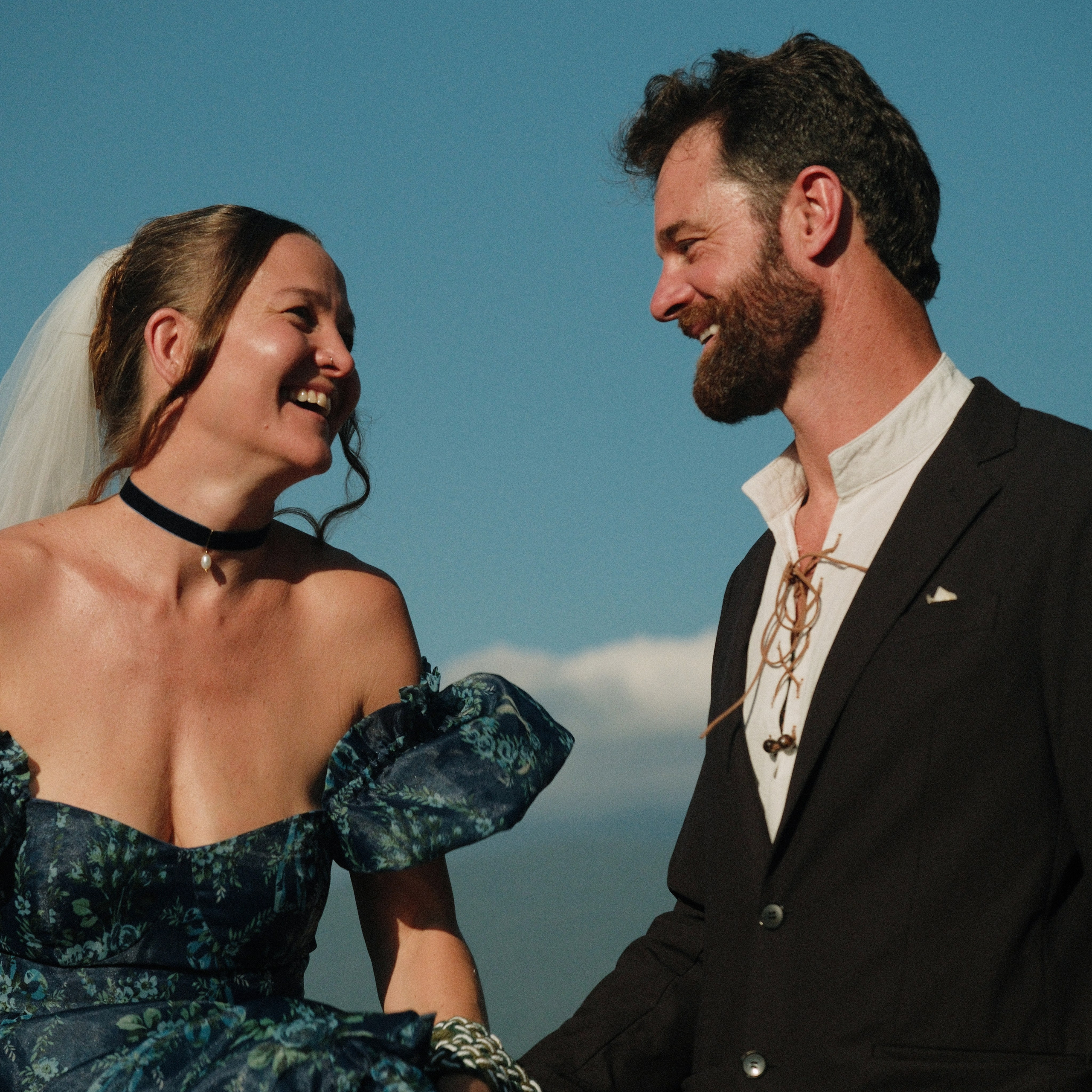 Sasha Leah Adina & Bradley. Creative travel photographer — Berg Daria