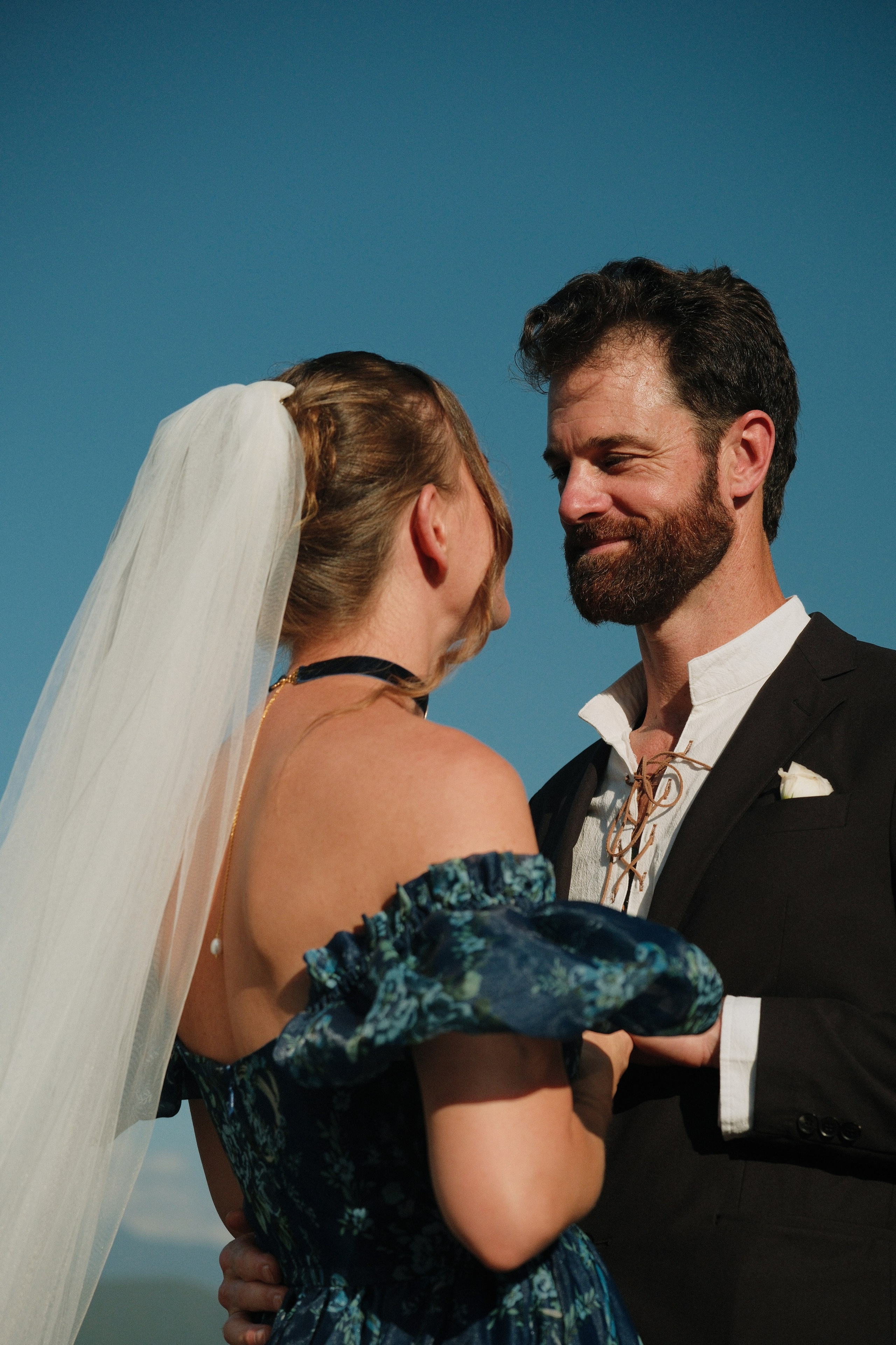 Sasha Leah Adina & Bradley. Creative travel photographer — Berg Daria