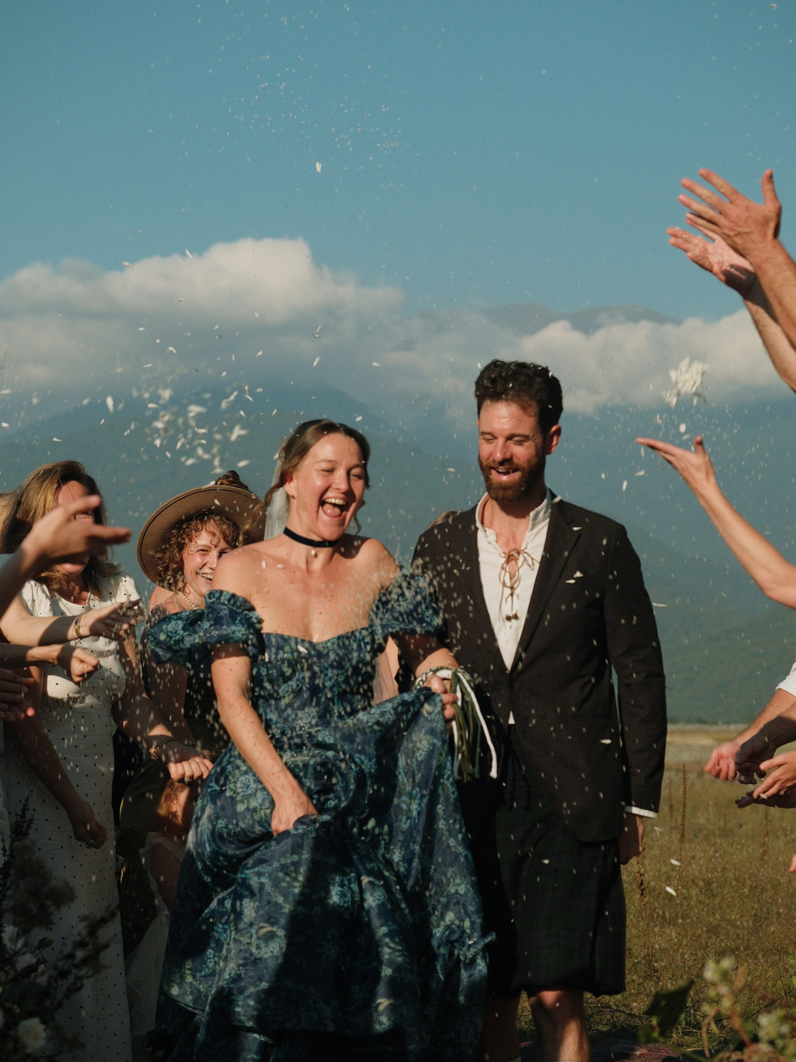 Sasha Leah Adina & Bradley. Creative travel photographer — Berg Daria