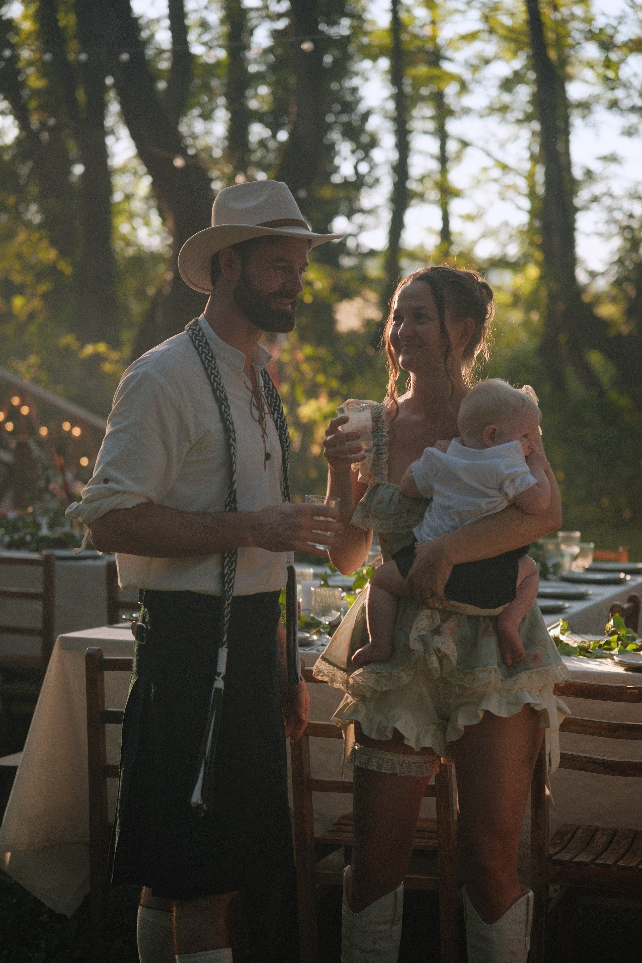 Sasha Leah Adina & Bradley. Creative travel photographer — Berg Daria
