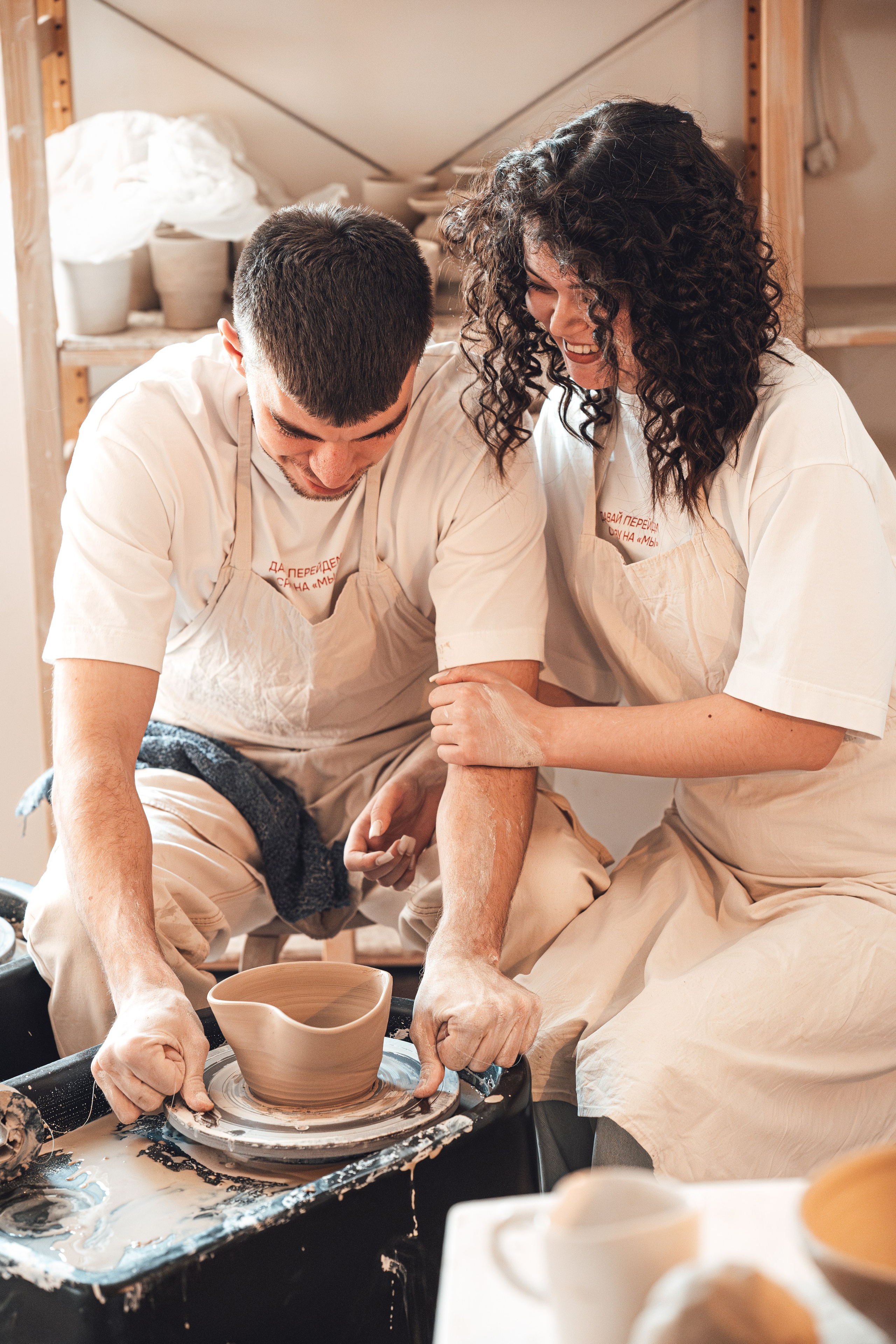 Свидание в гончарной мастерской (A&A). Легкая фотография