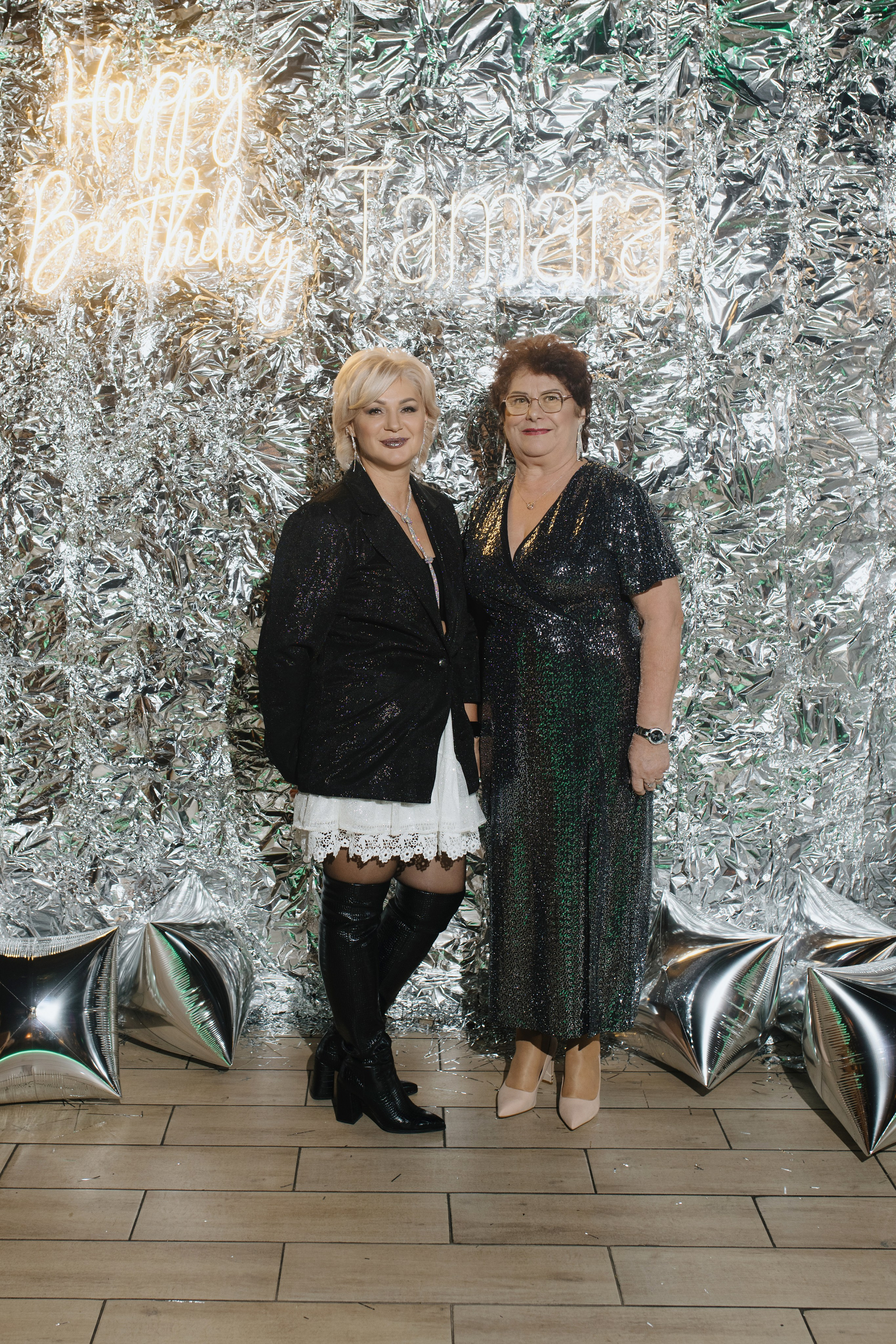 День рождения Томы — Let`s Talk Bar. Свадебный фотограф Екатеринбург/Челябинск — Любовь Волохова