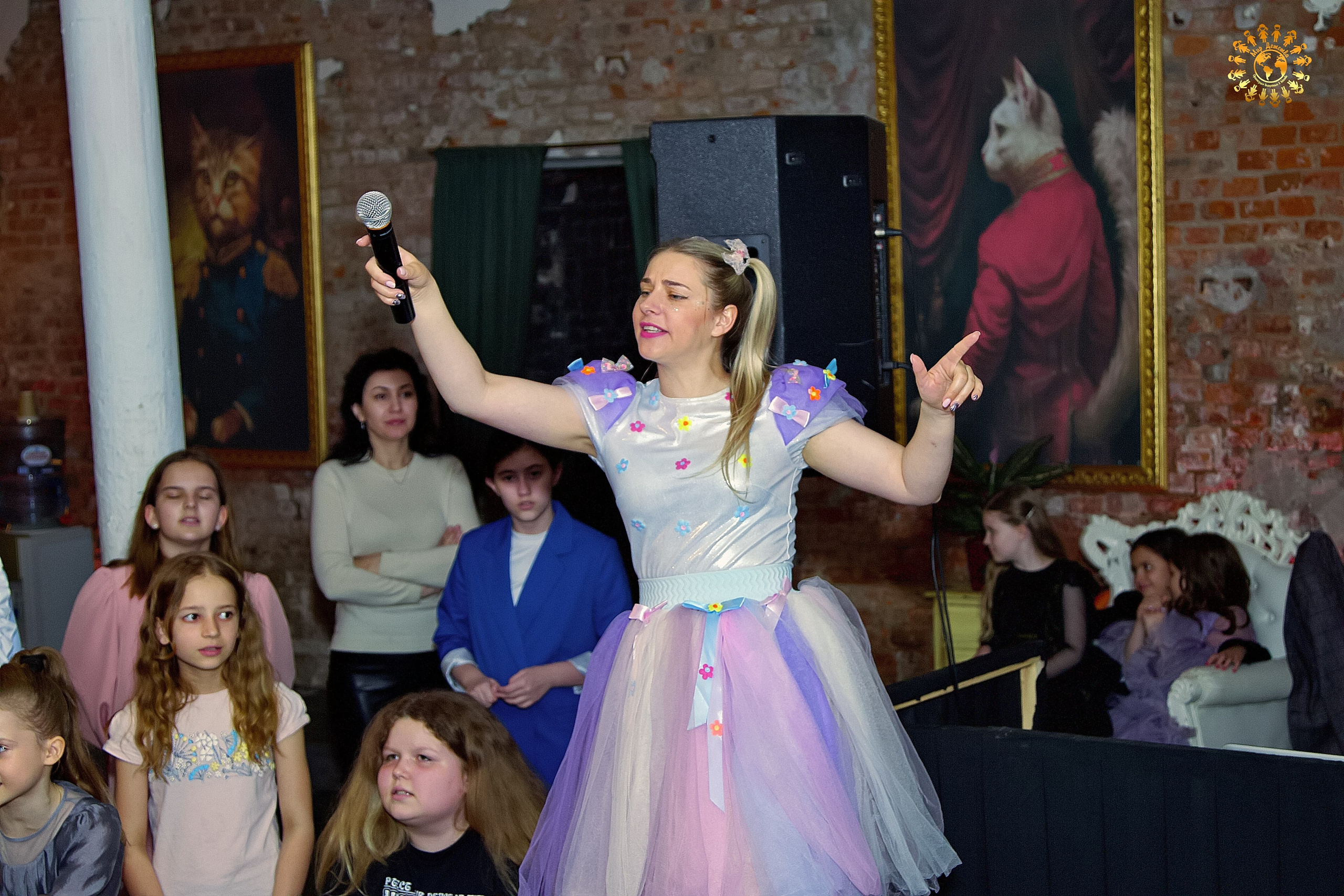 Выпускной 2023 (Школа 109, 4-й класс). Репортажная съемка в Москве и области. Анималистика