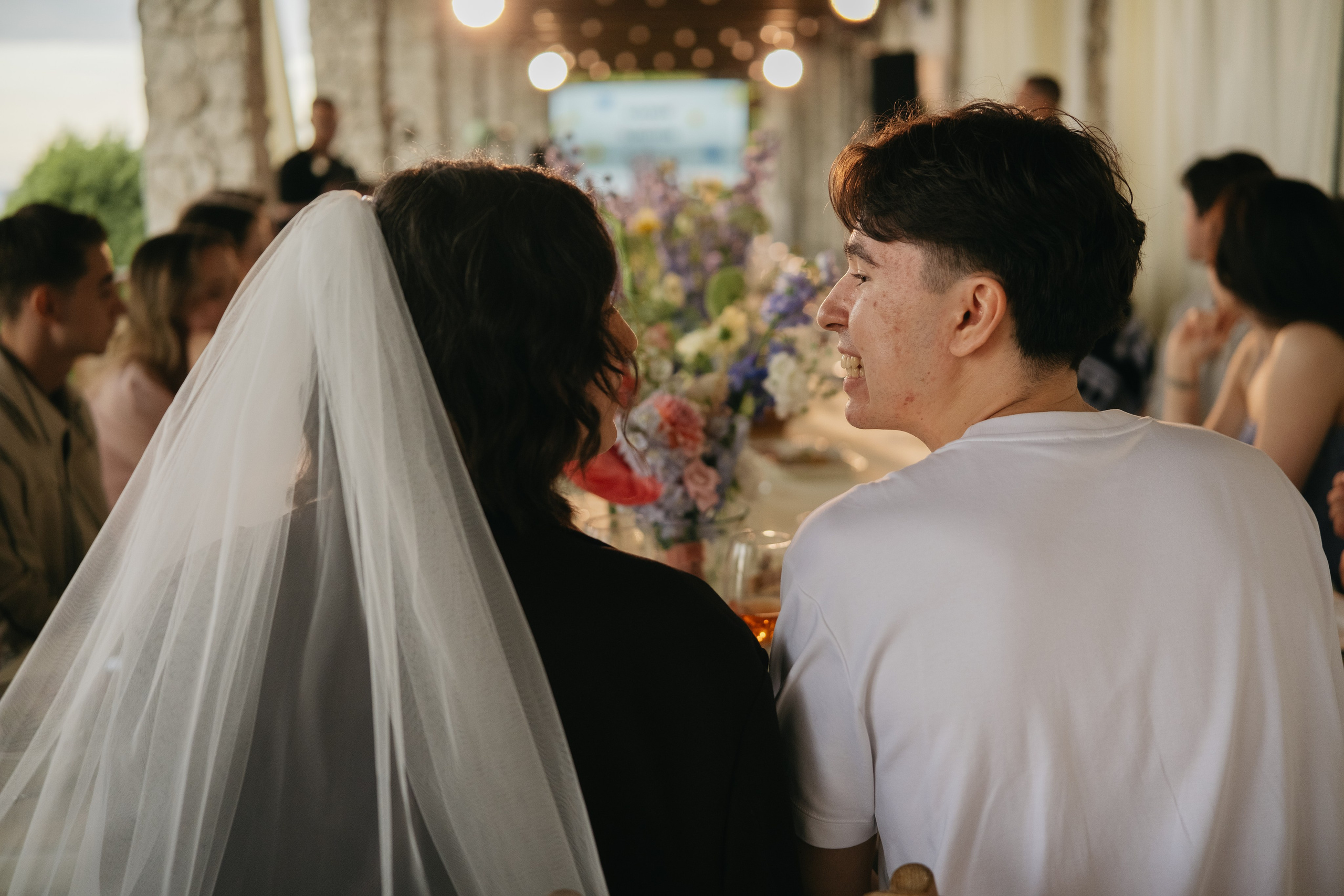 Молодые счастливые. Обо мне