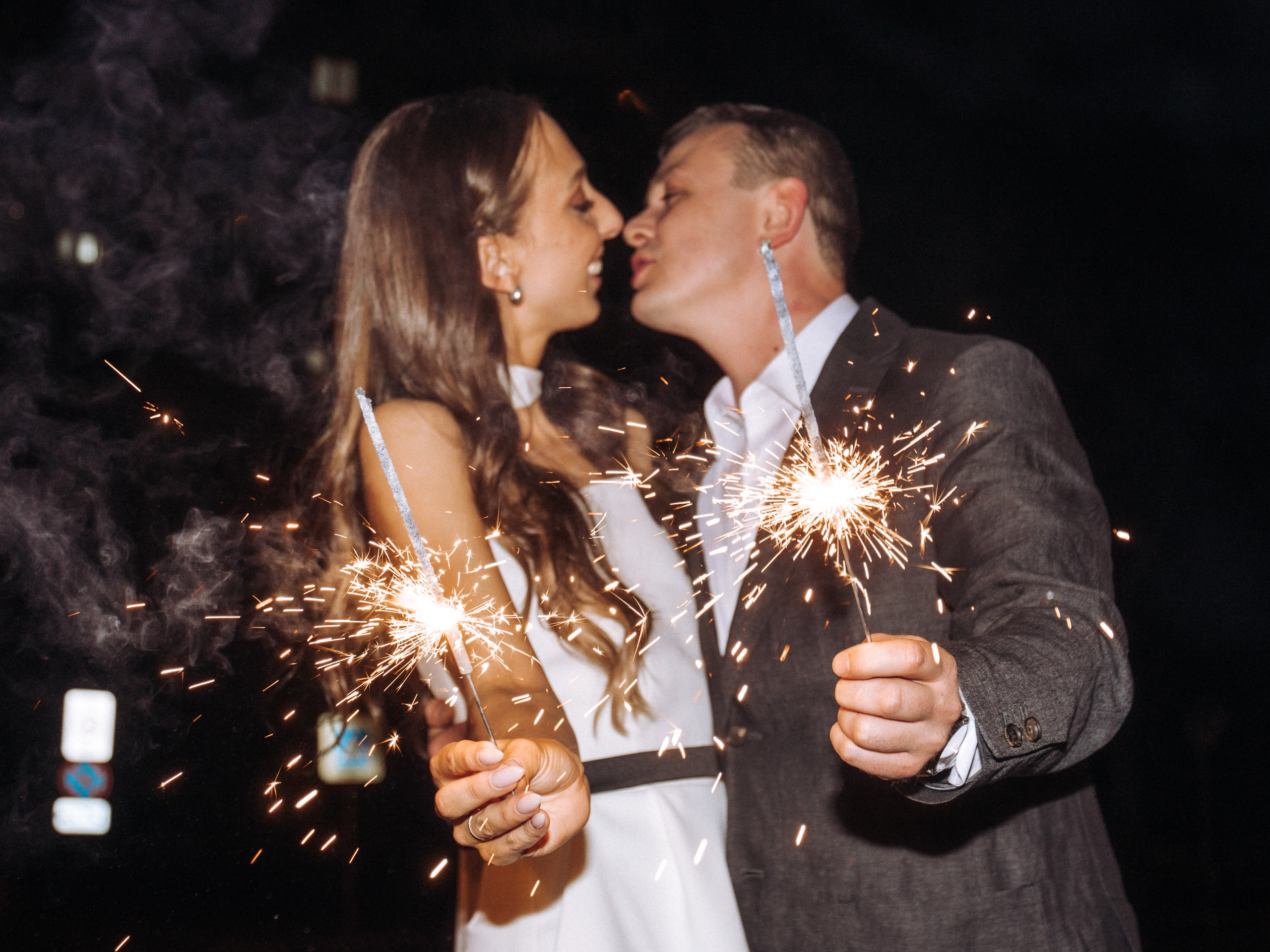 Свадебная фотосессия красивый банкет. Свадебный фотограф в Екатеринбурге Илья Корсаков