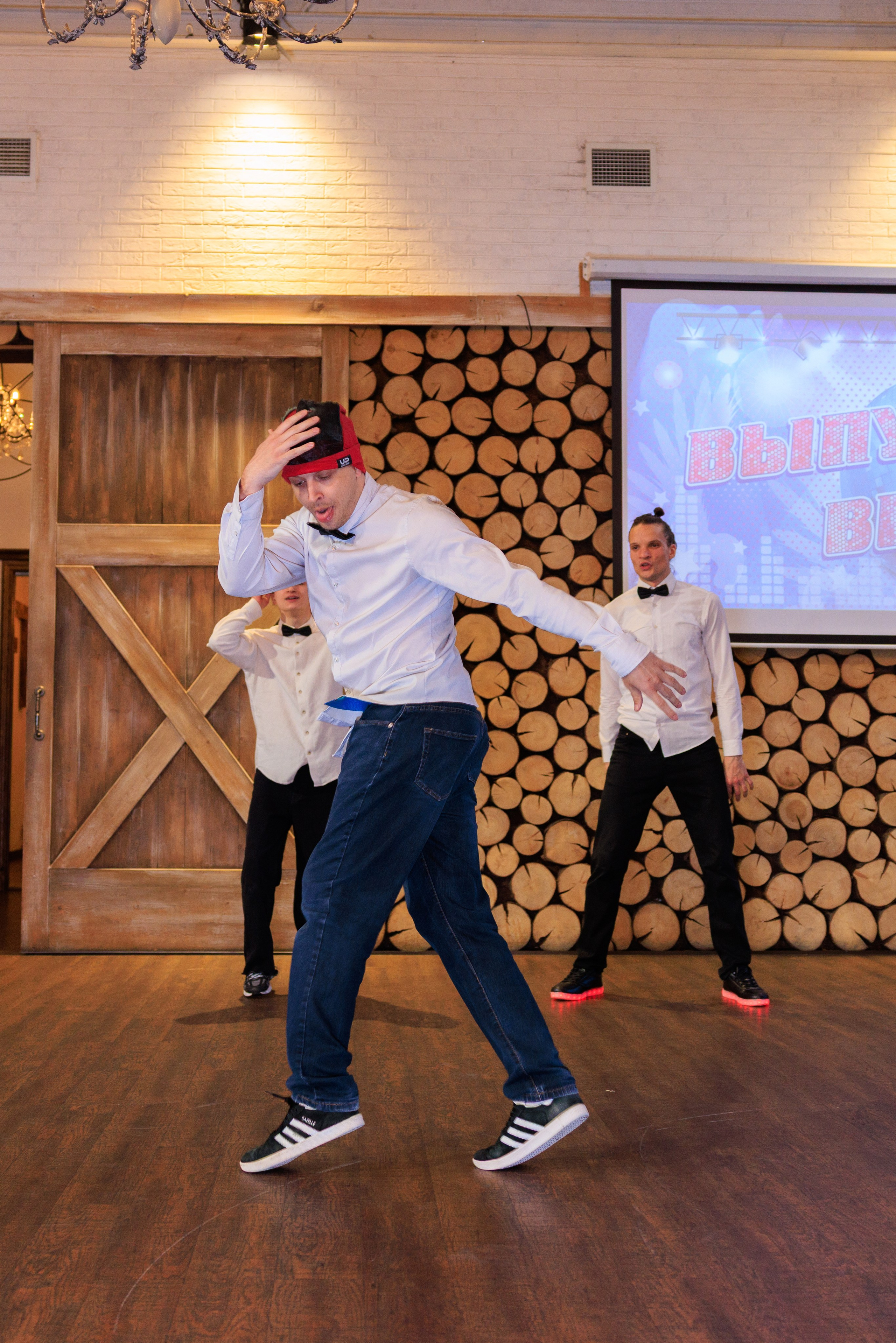 Первая шк. г. Шлиссельбург. Фотограф Александр Заломаев