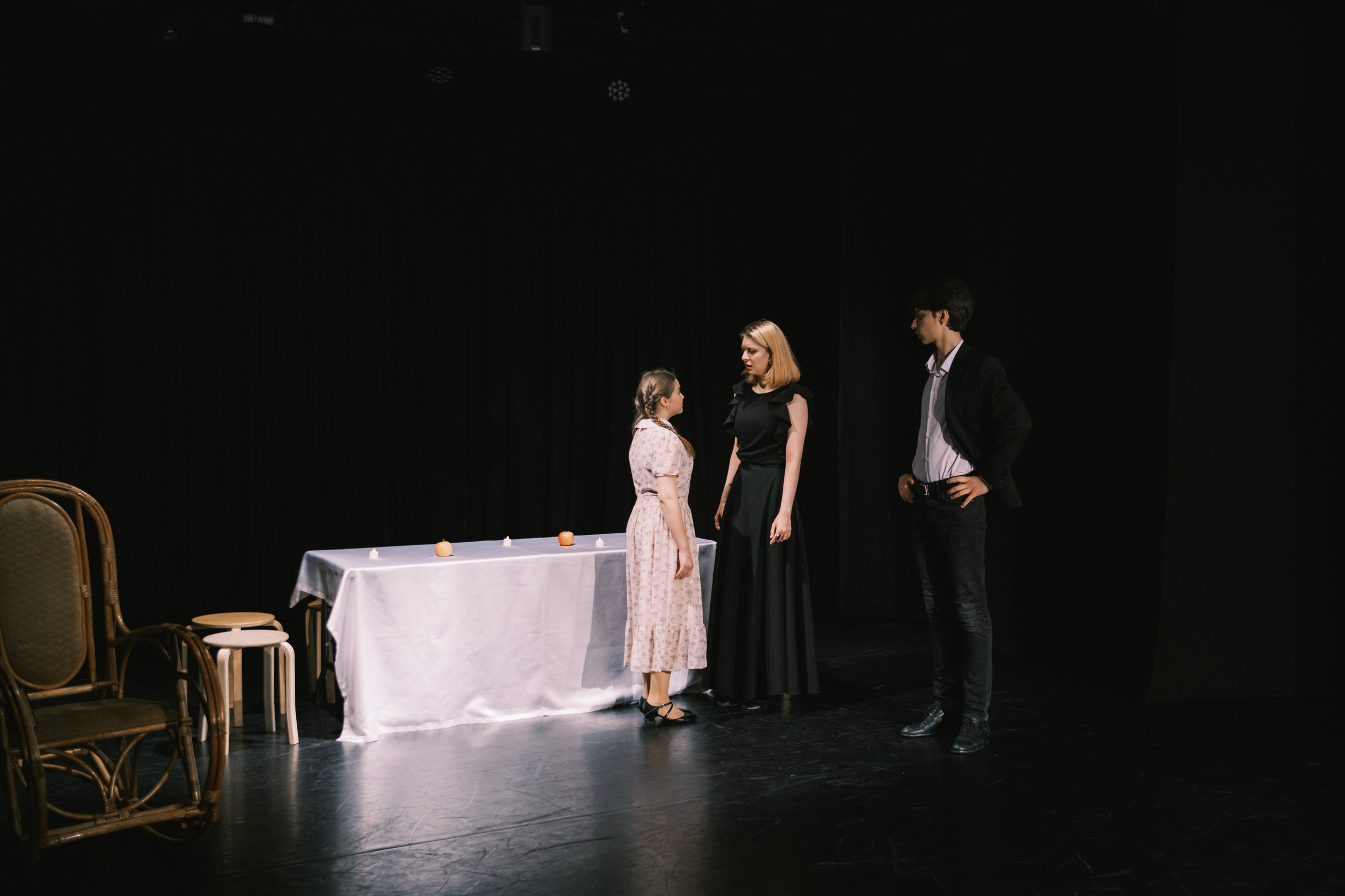 Детская театральная студия «Ирбис», спектакль. Репортажный и портретный фотограф в Москве Илья Спиридонов