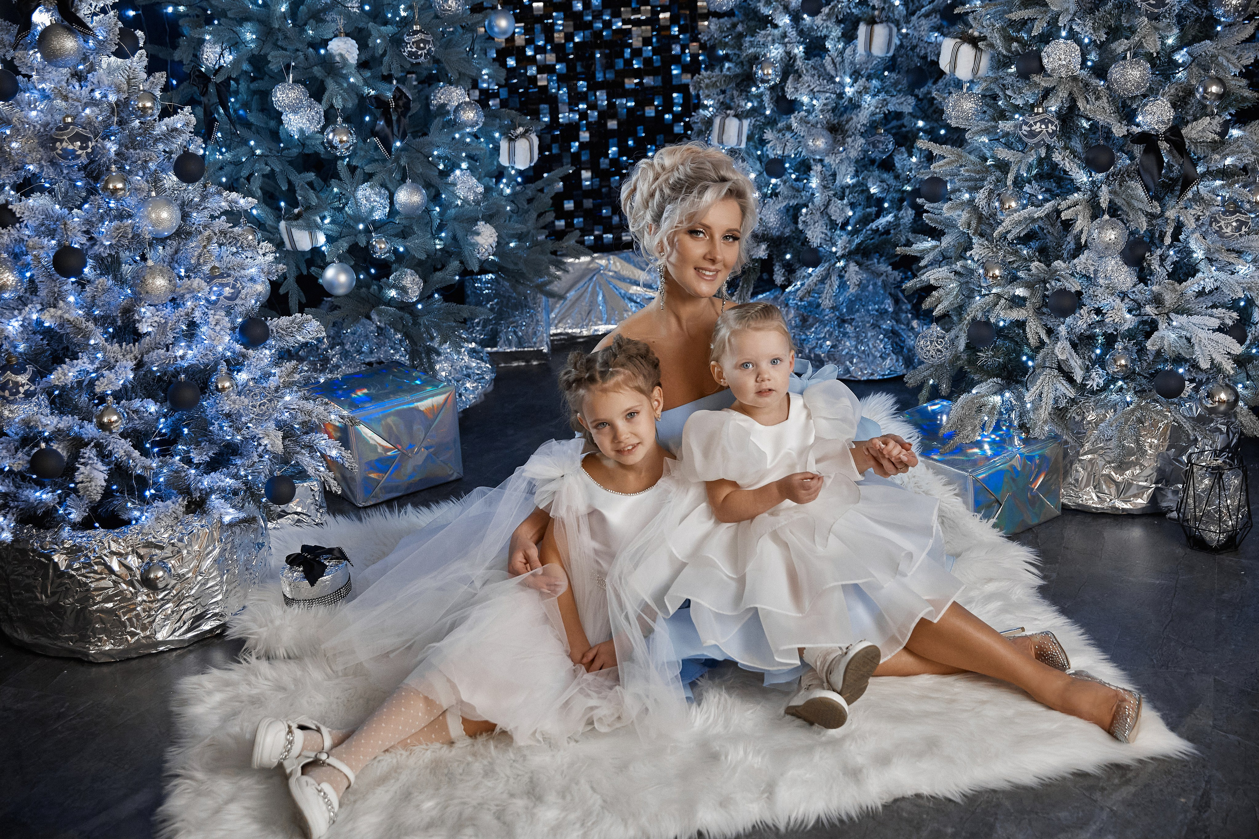 Семейная новогодняя. Фотограф в Твери Helga J. Fox
