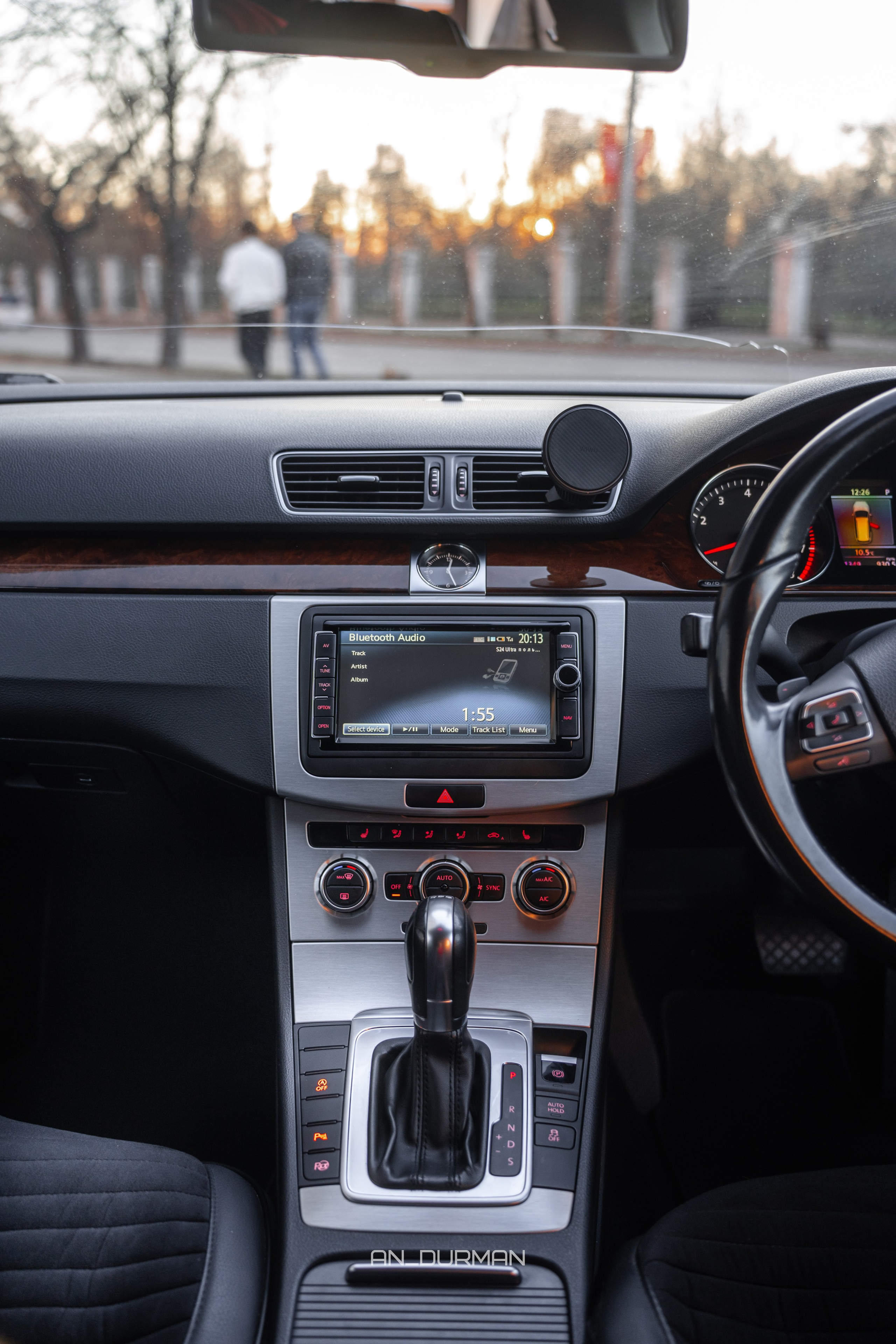 Volkswagen Passat. Фотограф, видеограф и пилот дрона на Байкале