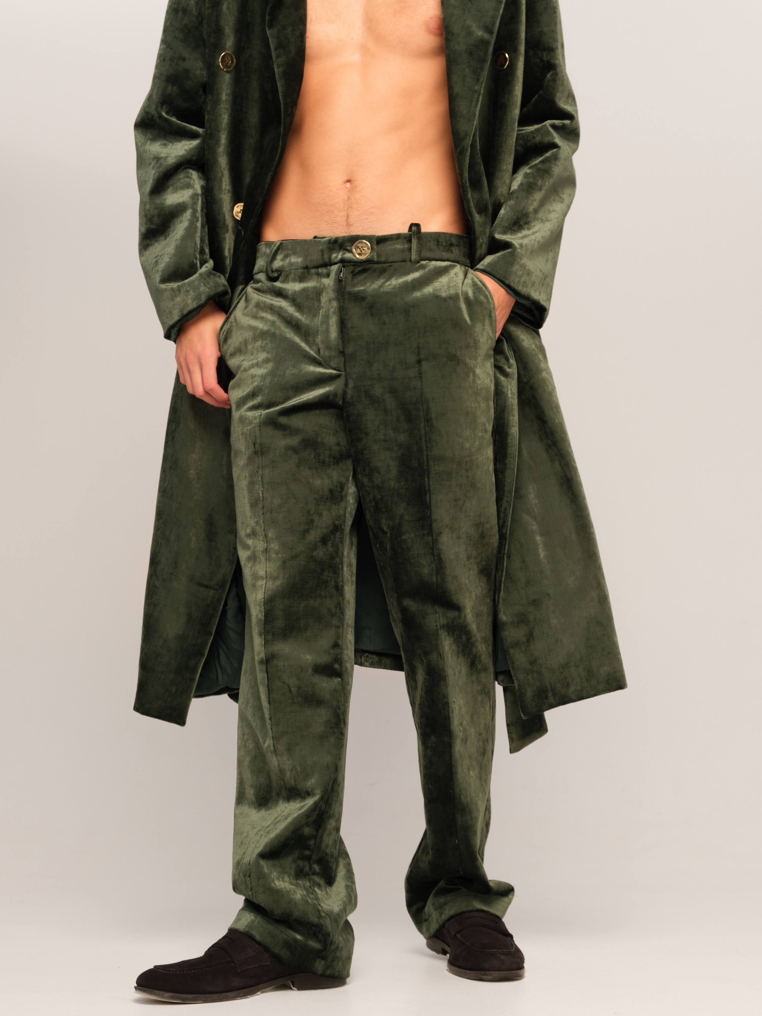 ZHAKOVA BRAND каталог. Мари — фотограф и видеограф из Москвы