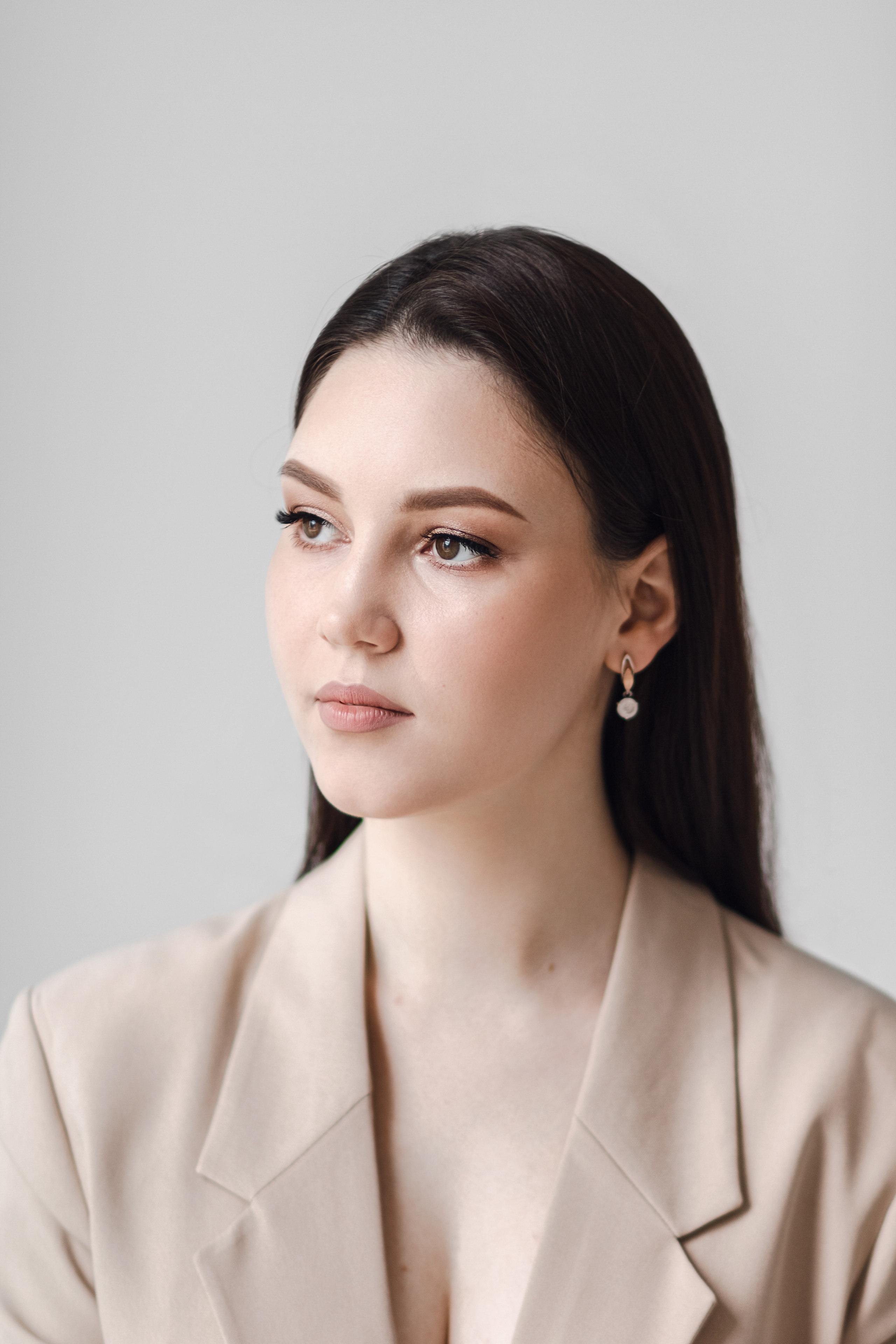 Fotodzień „Kobiecość w stylu minimalizmu”. Fotograf w Łodzi Lana Shkuratova