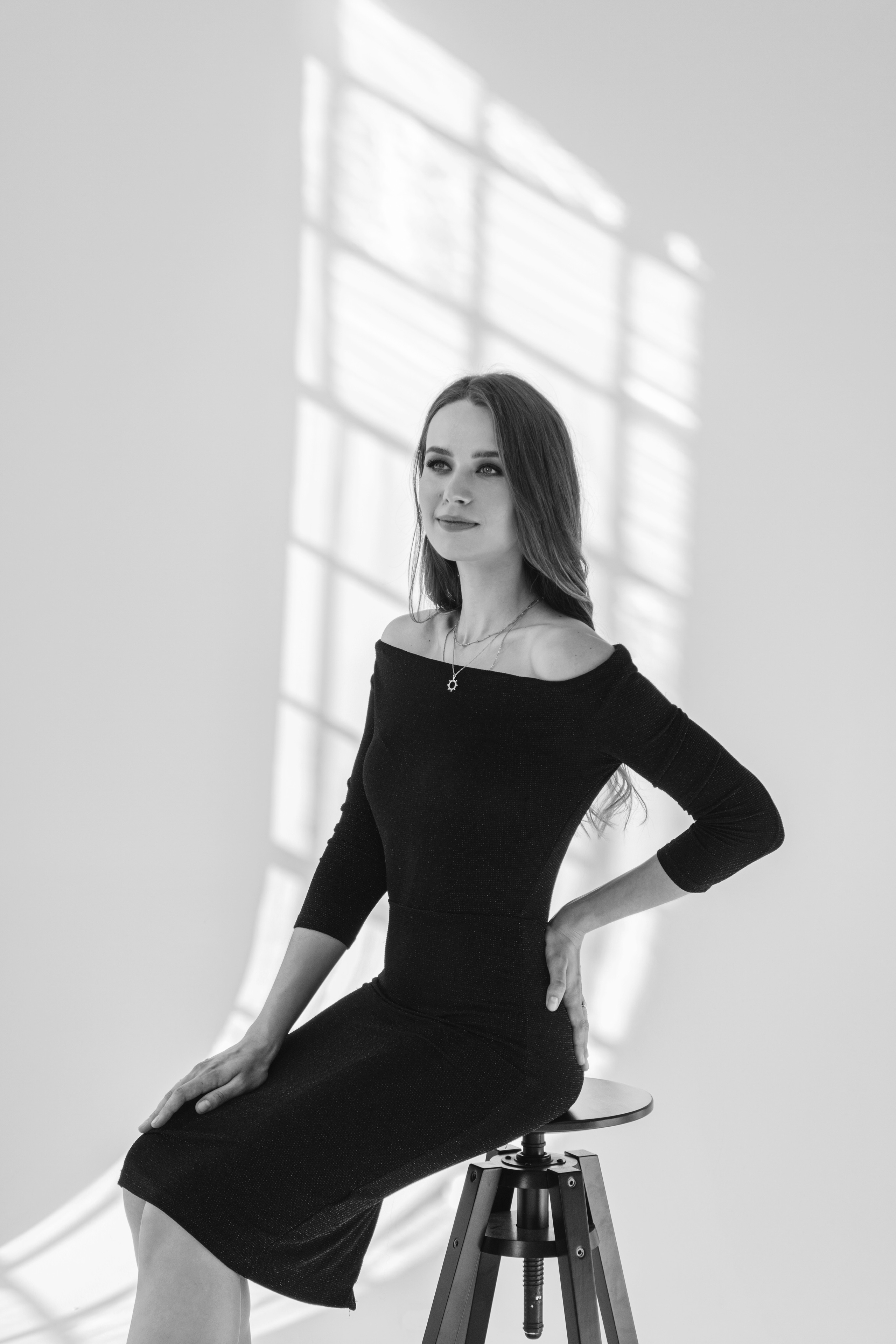 Fotodzień „Kobiecość w stylu minimalizmu”. Fotograf w Łodzi Lana Shkuratova