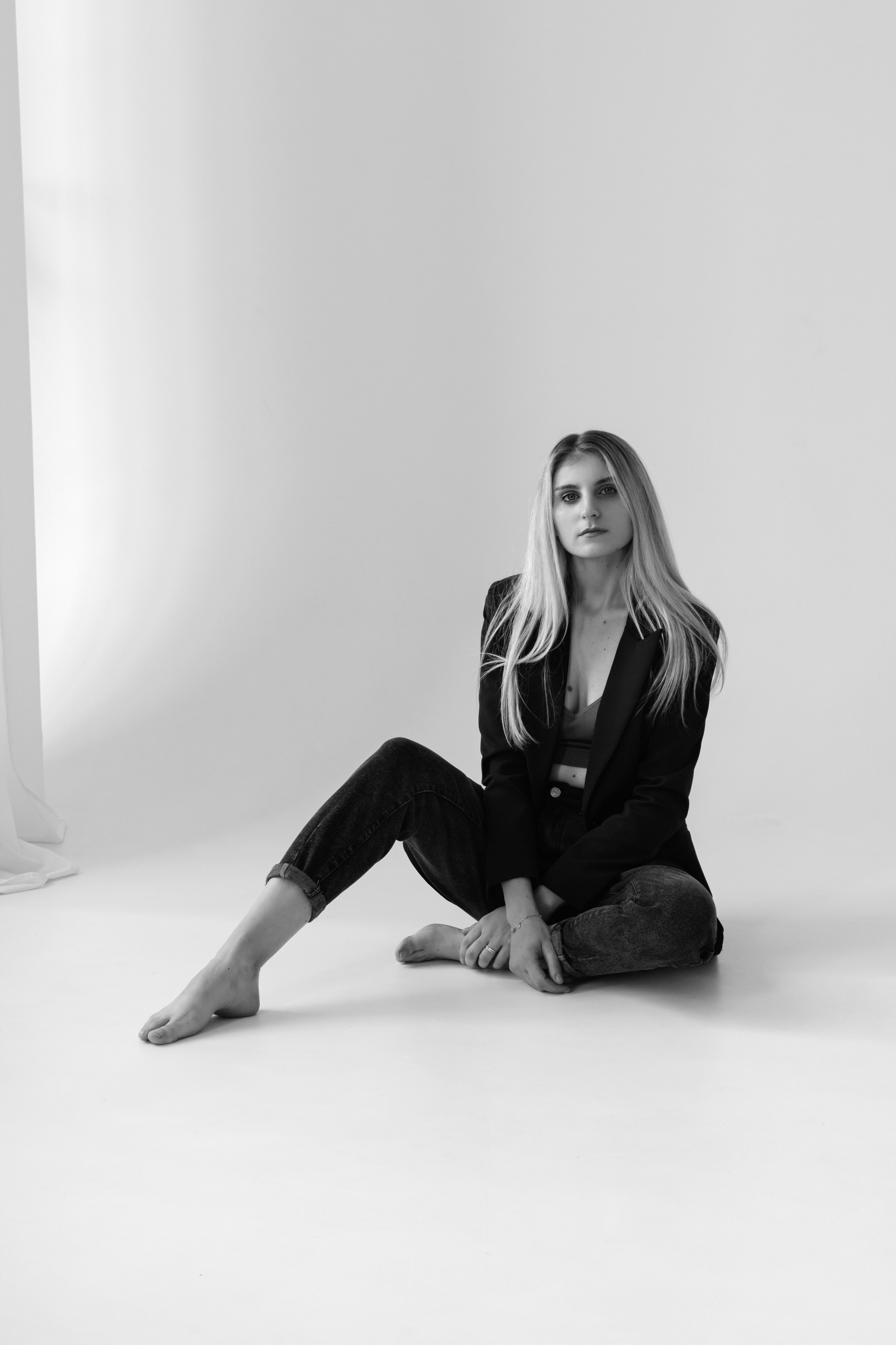 Fotodzień „Kobiecość w stylu minimalizmu”. Fotograf w Łodzi Lana Shkuratova