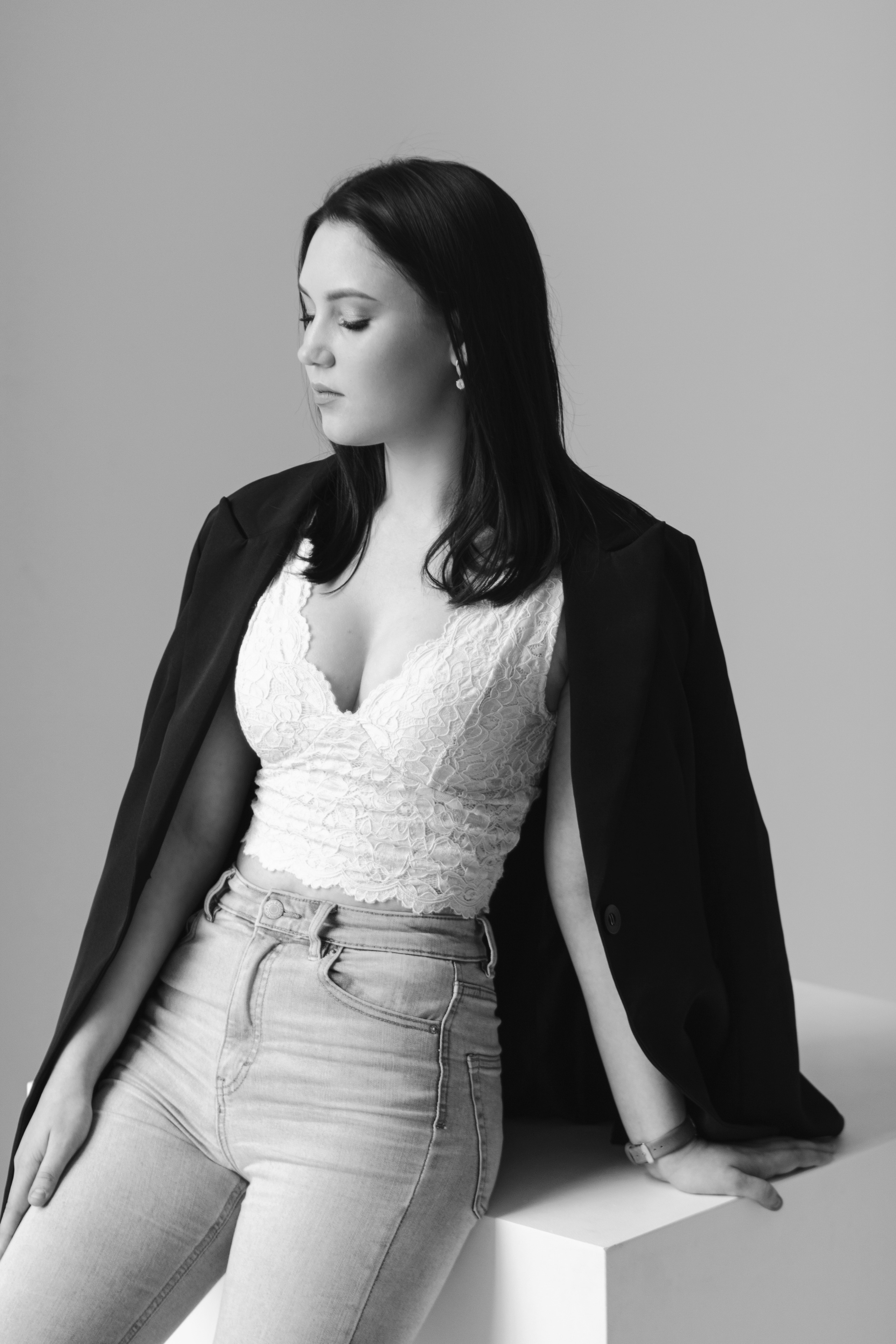 Fotodzień „Kobiecość w stylu minimalizmu”. Fotograf w Łodzi Lana Shkuratova