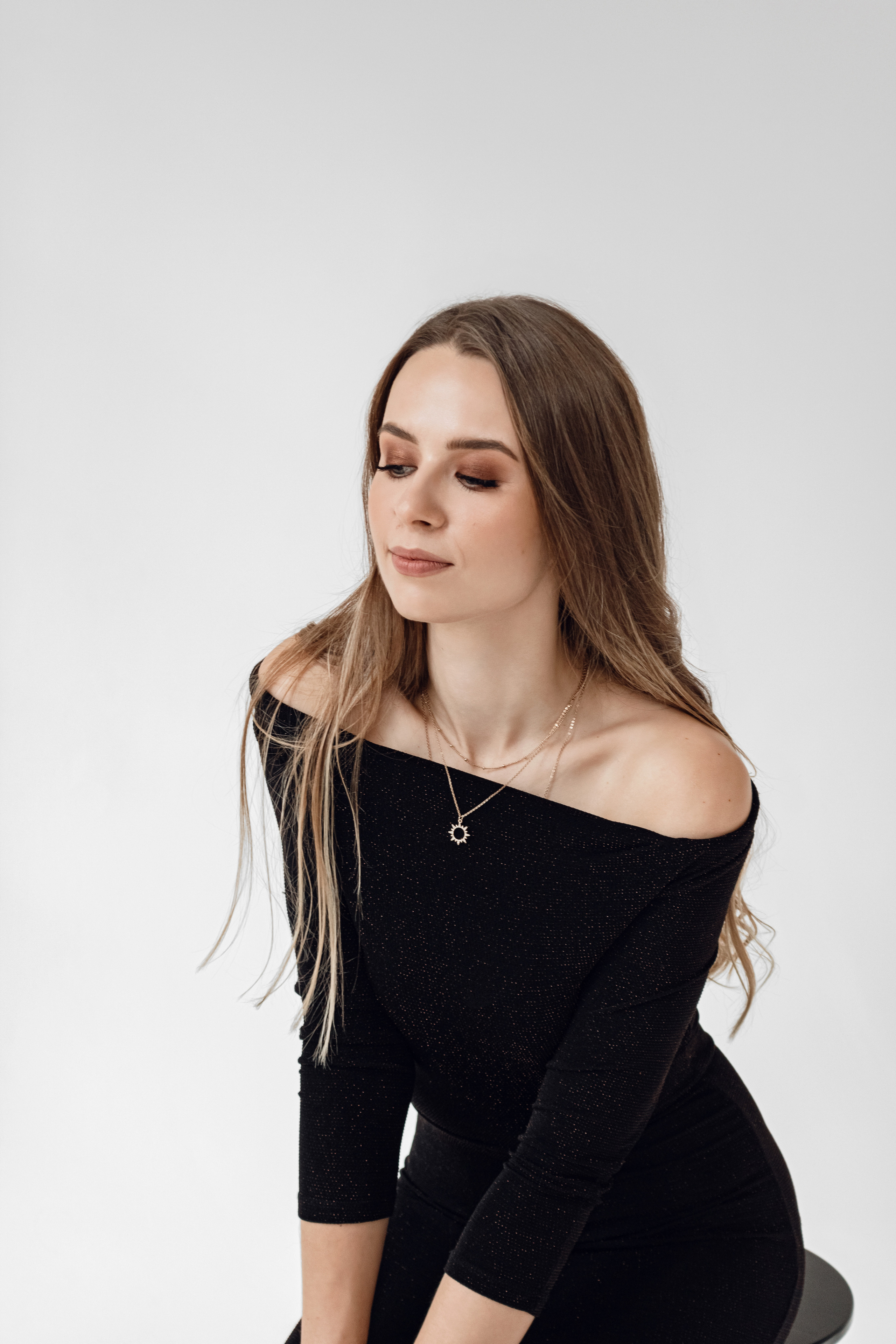 Fotodzień „Kobiecość w stylu minimalizmu”. Fotograf w Łodzi Lana Shkuratova