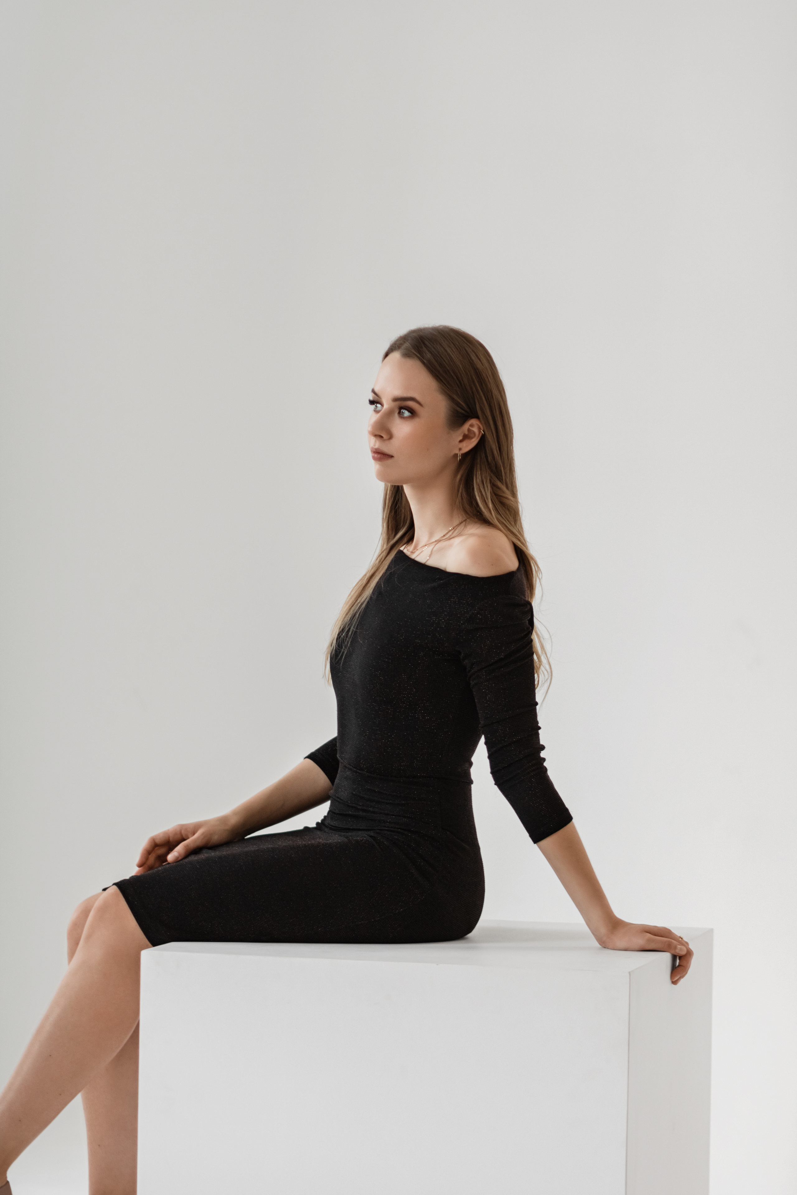 Fotodzień „Kobiecość w stylu minimalizmu”. Fotograf w Łodzi Lana Shkuratova