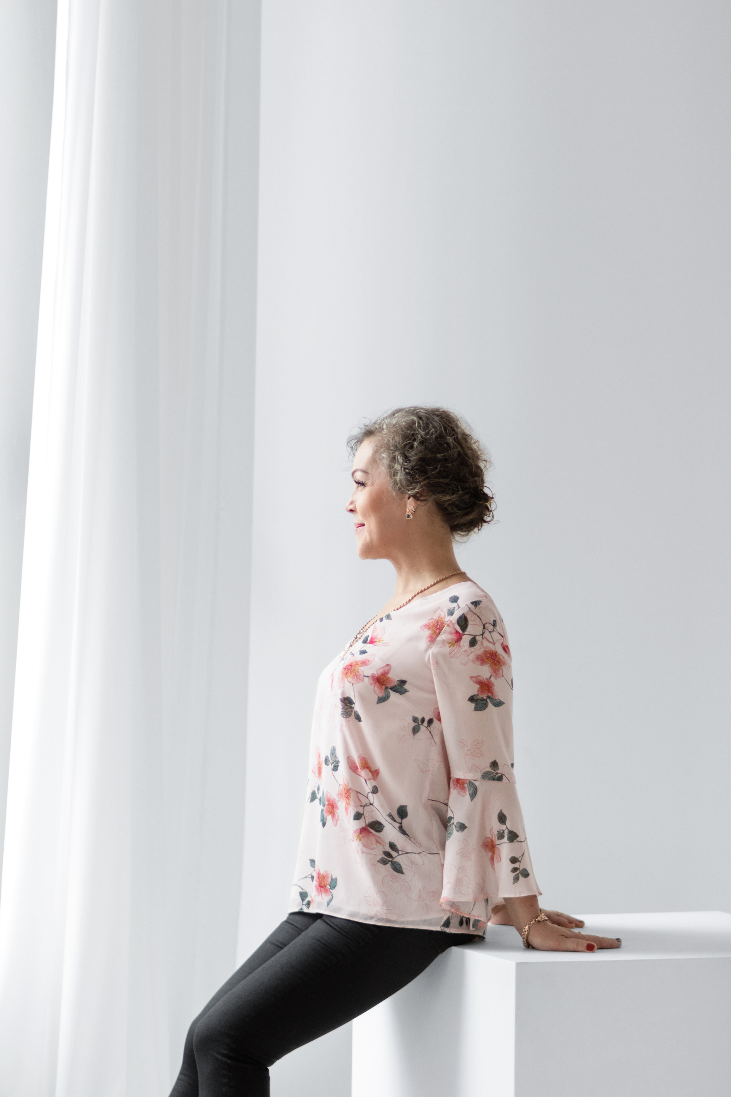 Fotodzień „Kobiecość w stylu minimalizmu”. Fotograf w Łodzi Lana Shkuratova