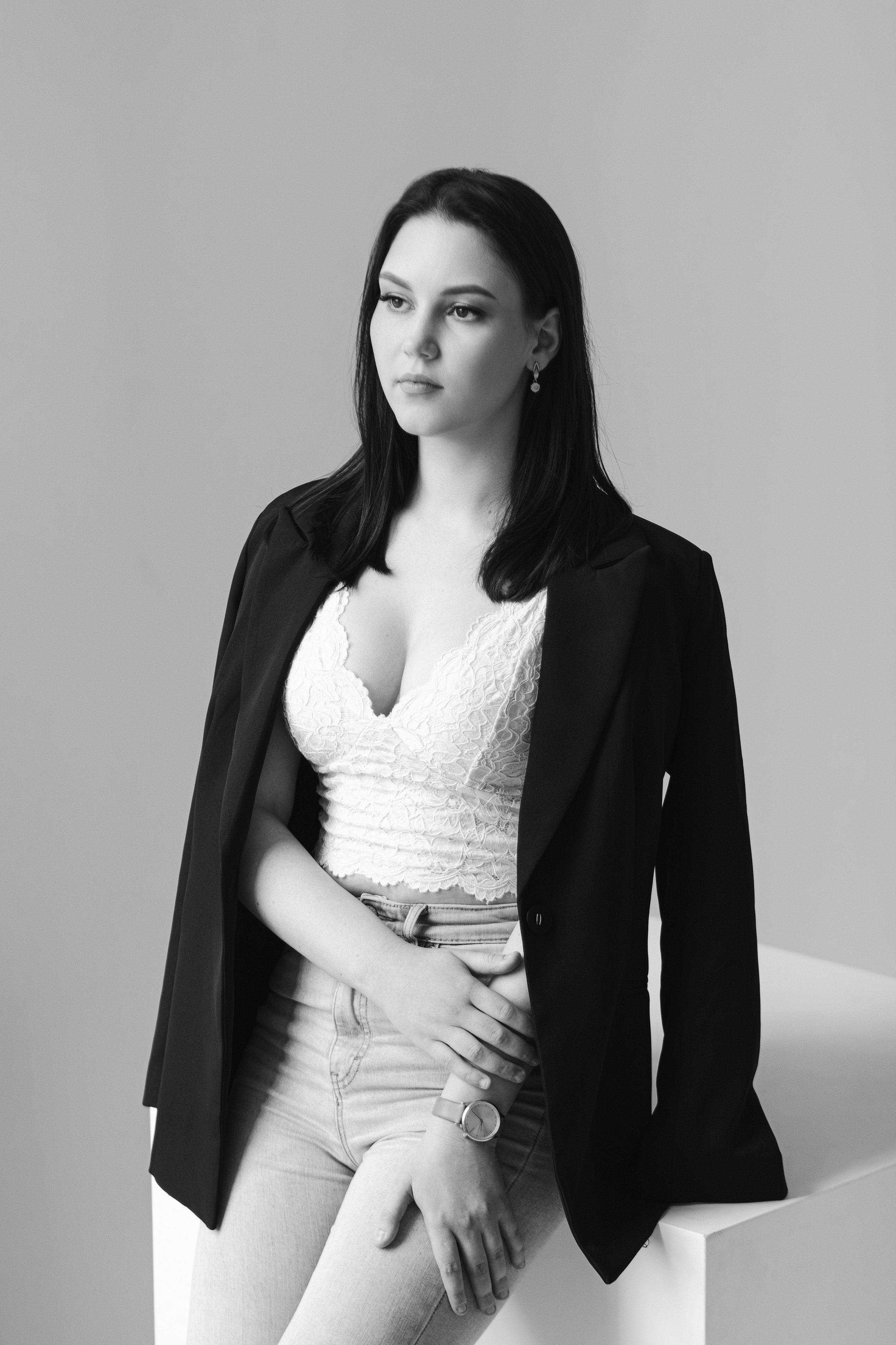 Fotodzień „Kobiecość w stylu minimalizmu”. Fotograf w Łodzi Lana Shkuratova