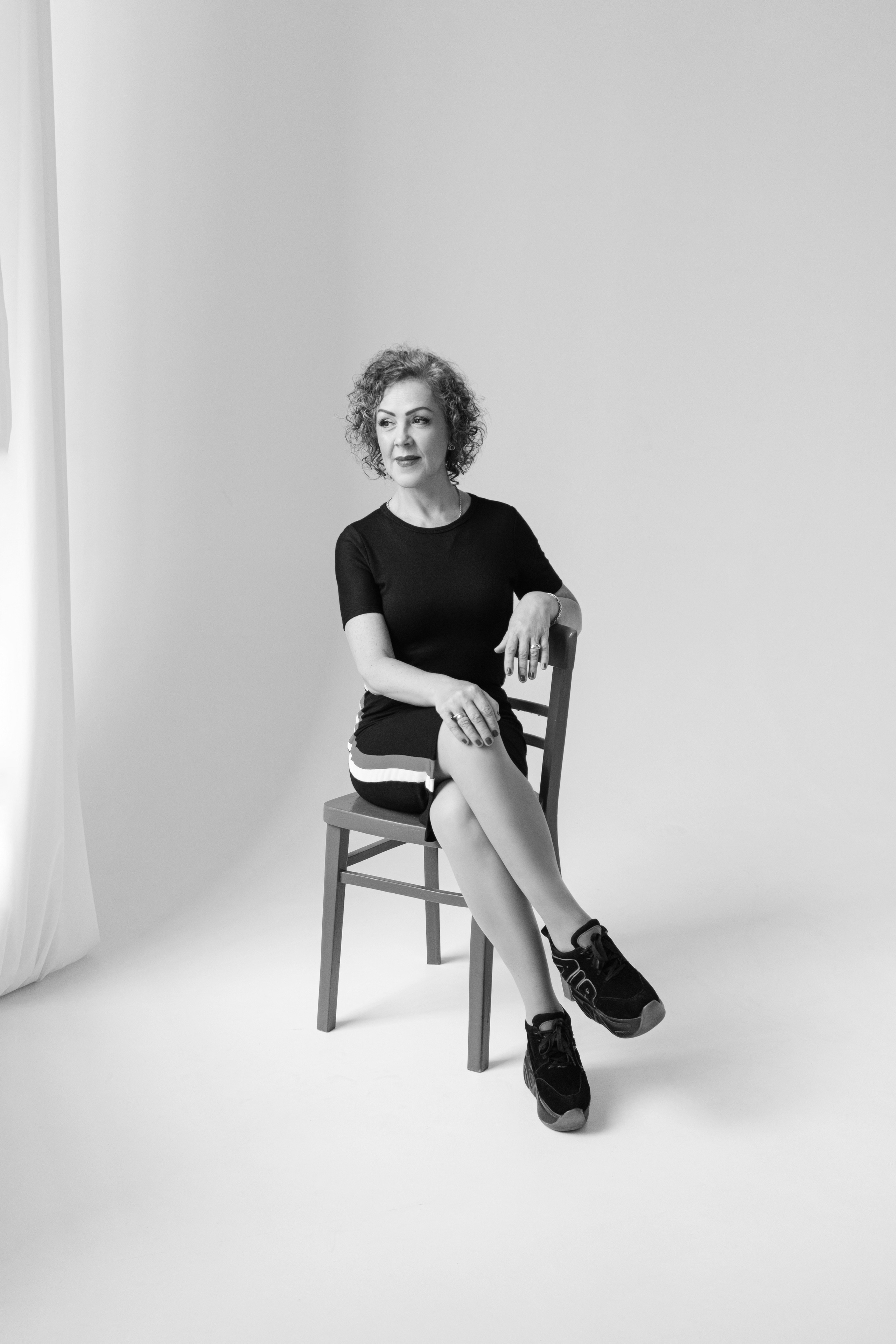 Fotodzień „Kobiecość w stylu minimalizmu”. Fotograf w Łodzi Lana Shkuratova