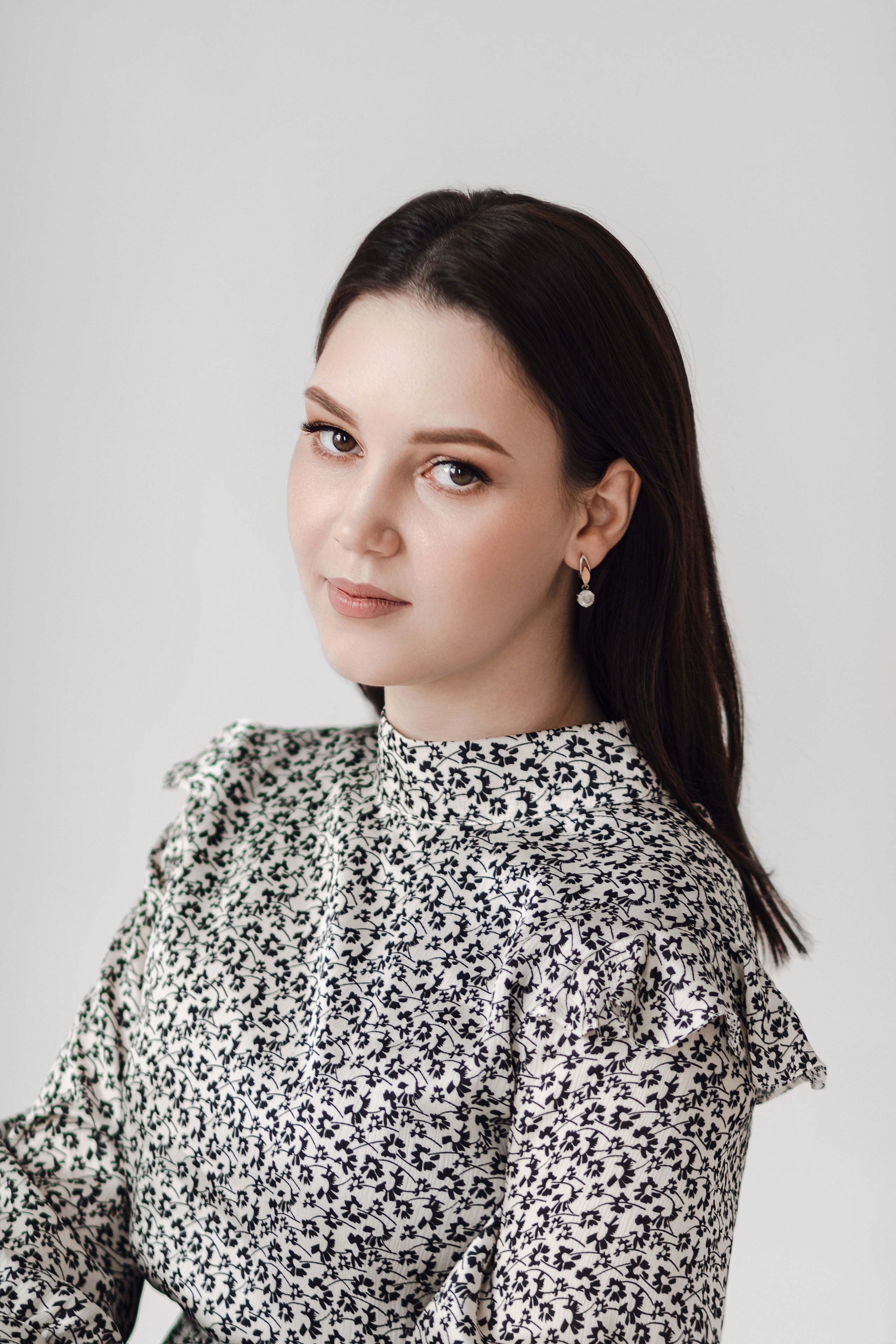 Fotodzień „Kobiecość w stylu minimalizmu”. Fotograf w Łodzi Lana Shkuratova