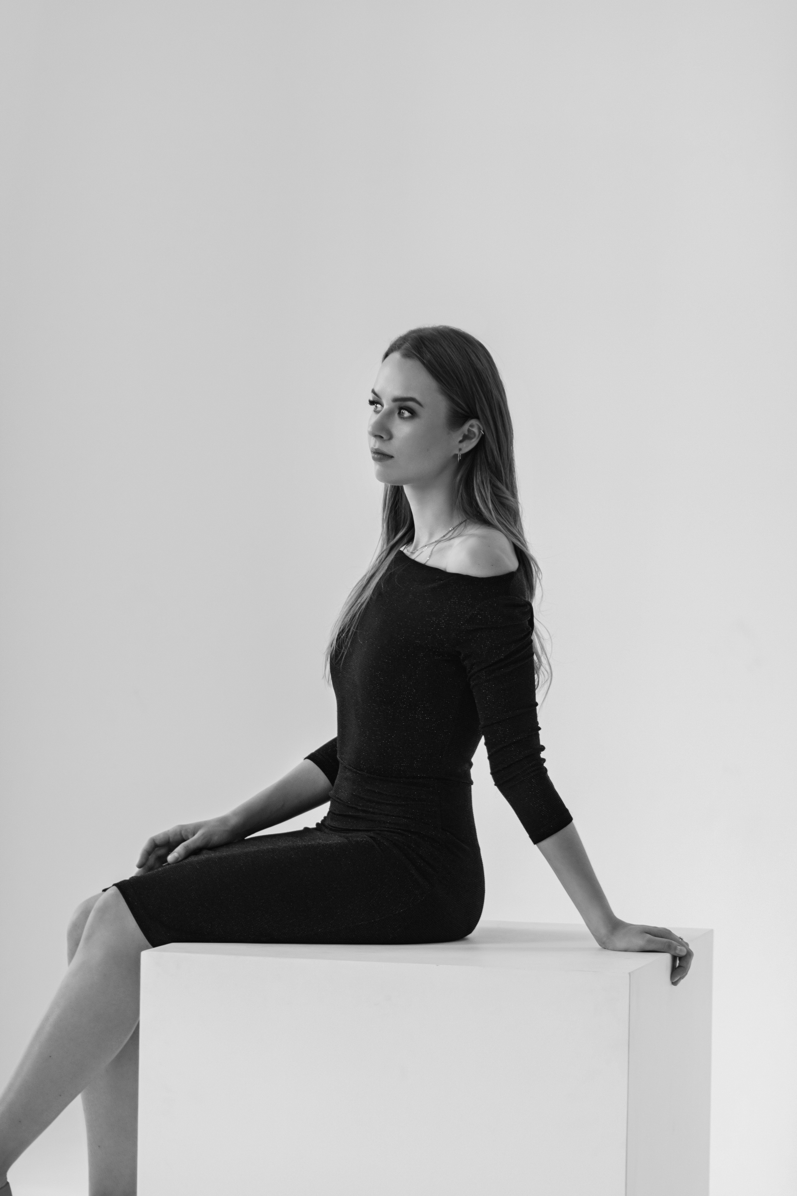 Fotodzień „Kobiecość w stylu minimalizmu”. Fotograf w Łodzi Lana Shkuratova