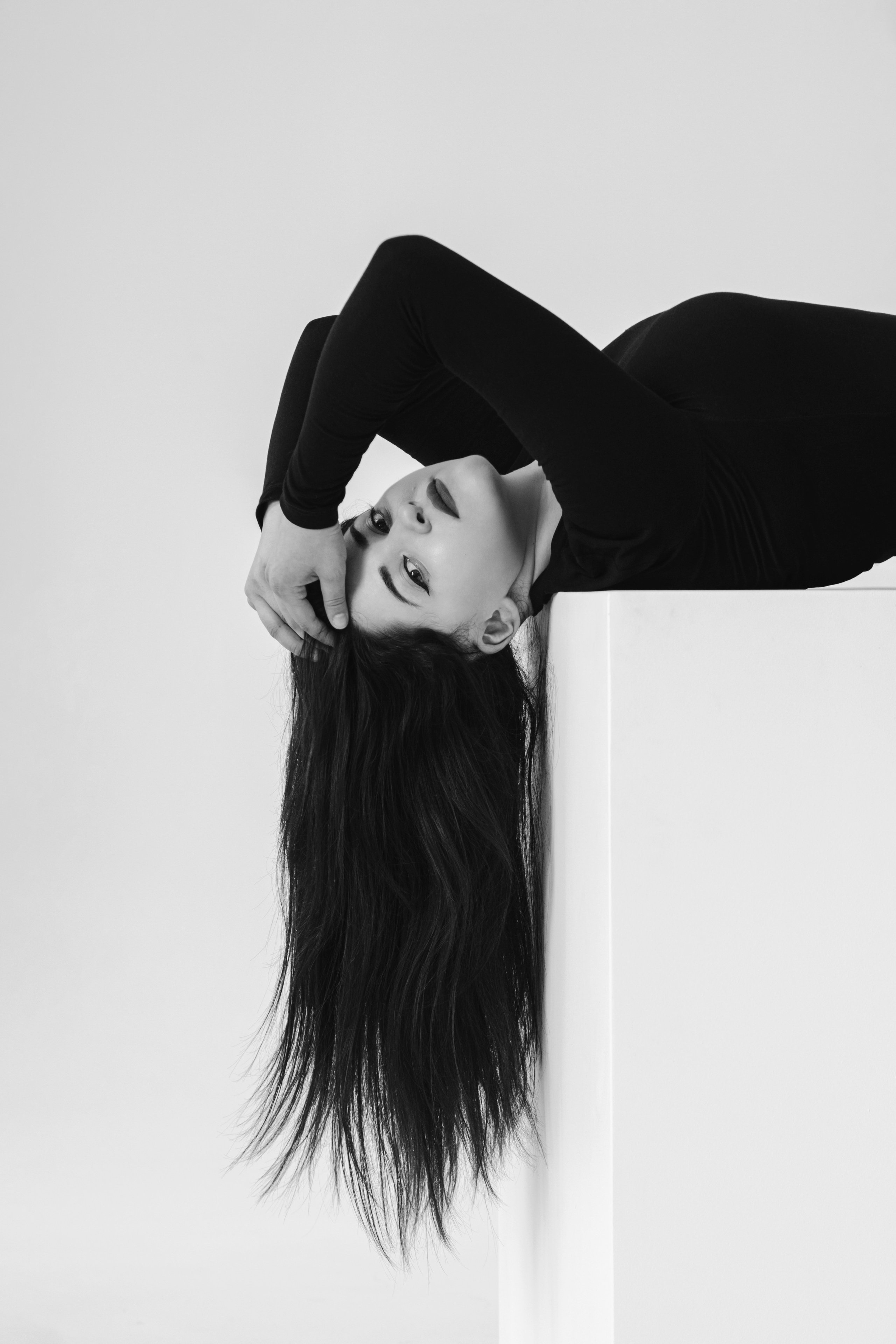 Fotodzień „Kobiecość w stylu minimalizmu”. Fotograf w Łodzi Lana Shkuratova