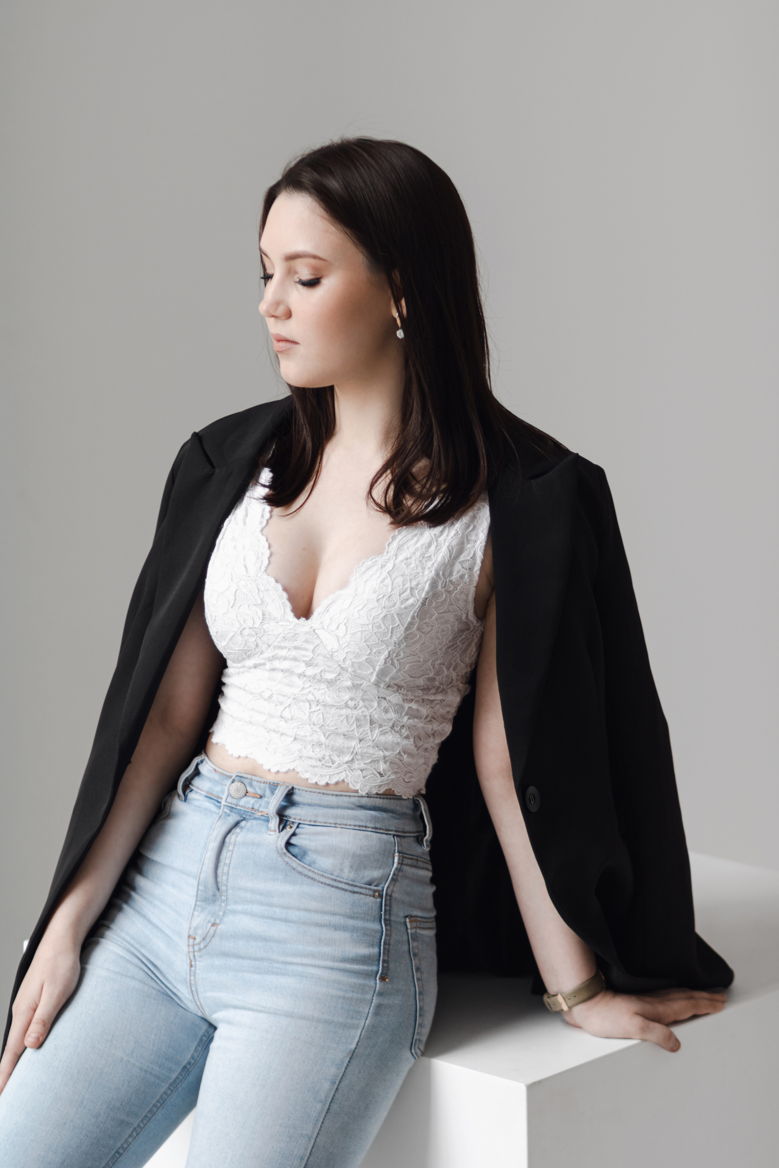 Fotodzień „Kobiecość w stylu minimalizmu”. Fotograf w Łodzi Lana Shkuratova