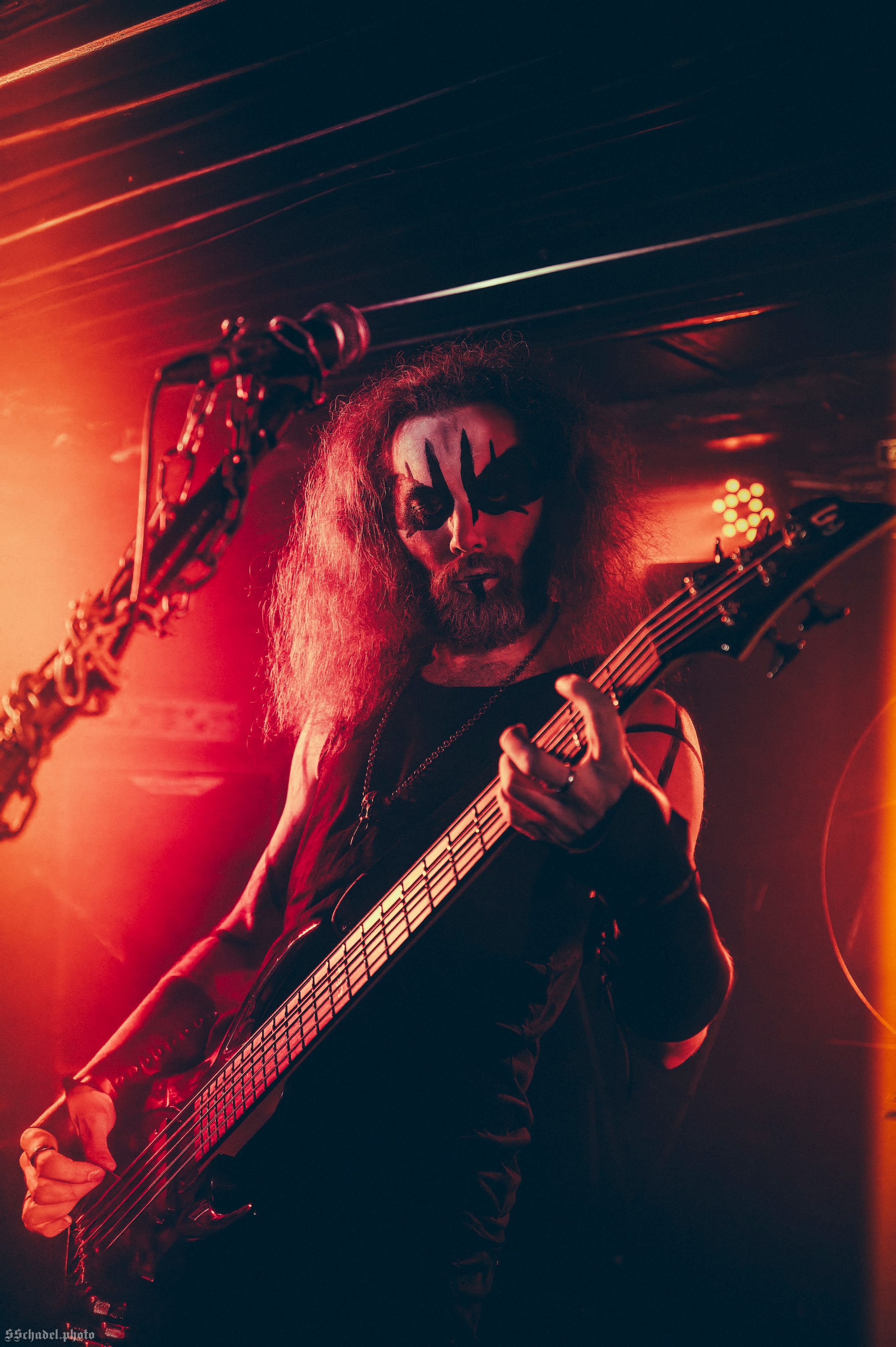 Frostlagte Måne 18.10.25. We will make everything metal!
