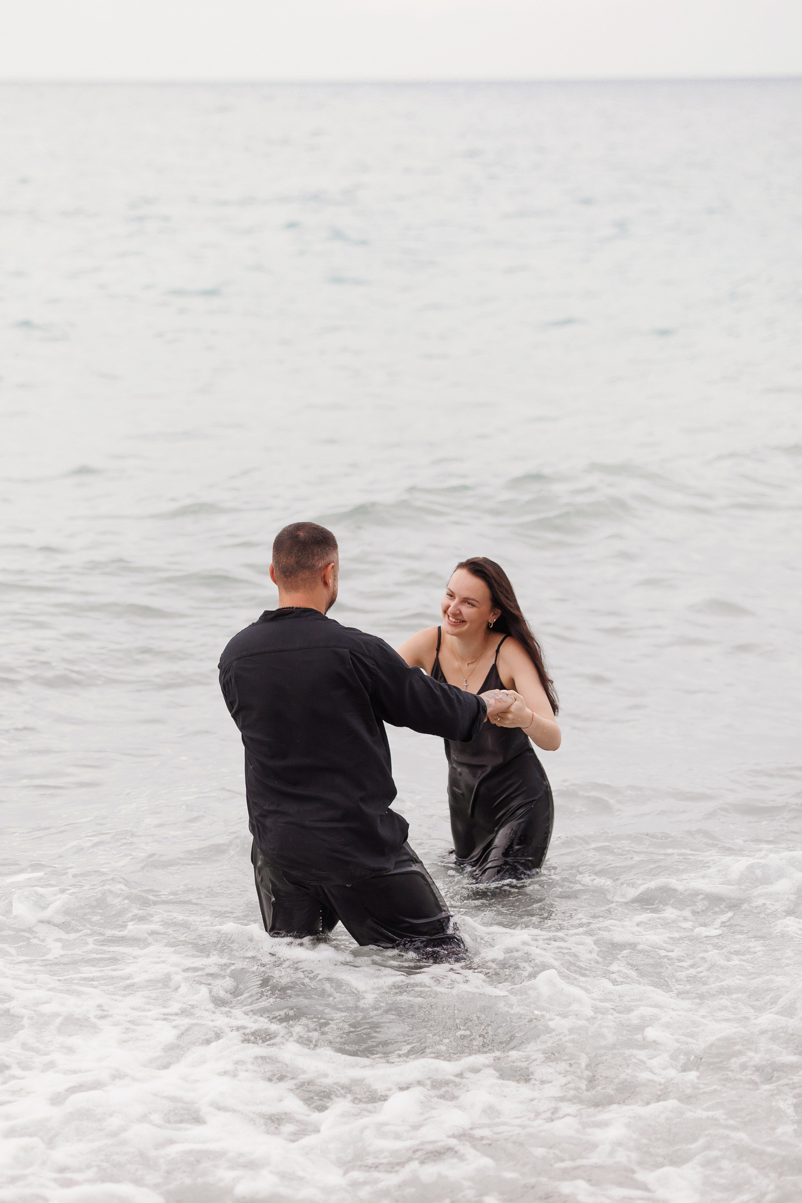 Парная фотосессия у моря. Свадебный и семейный фотограф в Сочи Денис Вялов