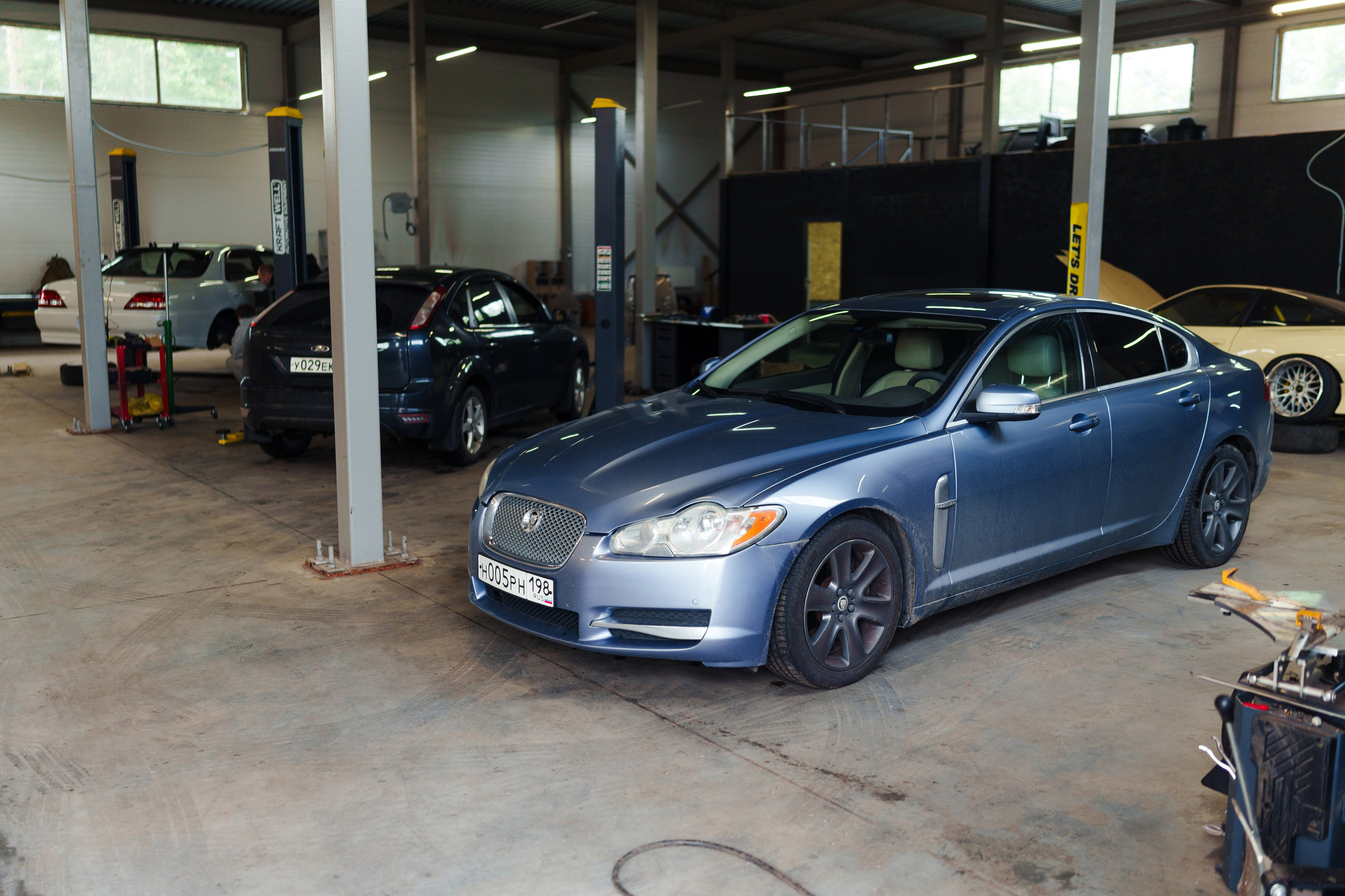 Сьемка для автосервиса РЕМСПОТ. Фотограф в СПБ Алмаз Камаев