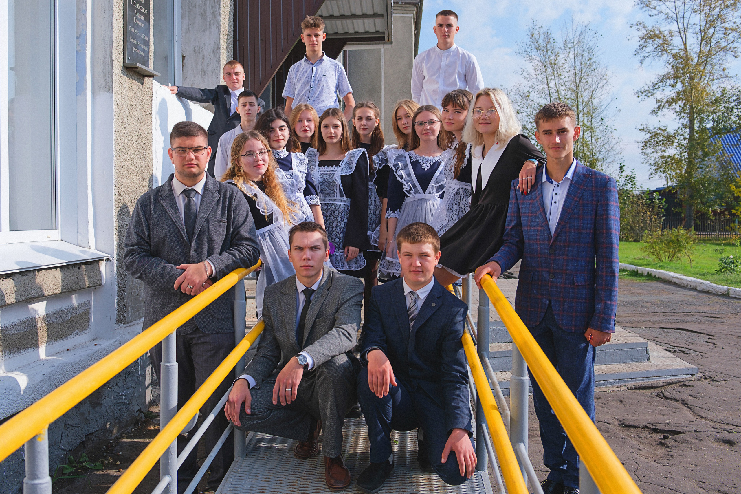 Выпускной альбом 2024. Фотограф и видеограф в Омск/Москва Сащенко Лера