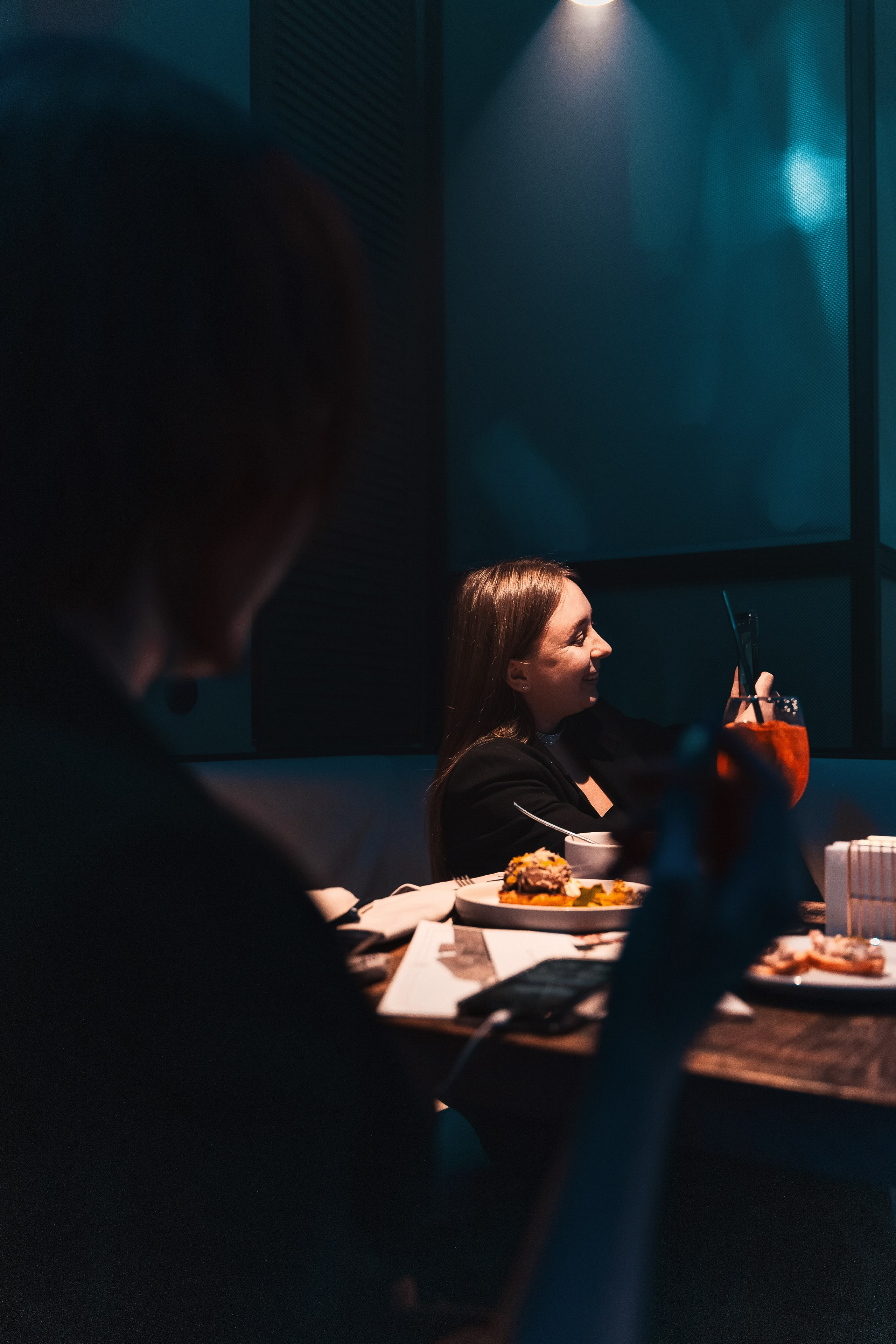 Фотосъемка презентаций модных журналов в Санкт-Петербурге | Рекламные кадры для медиа