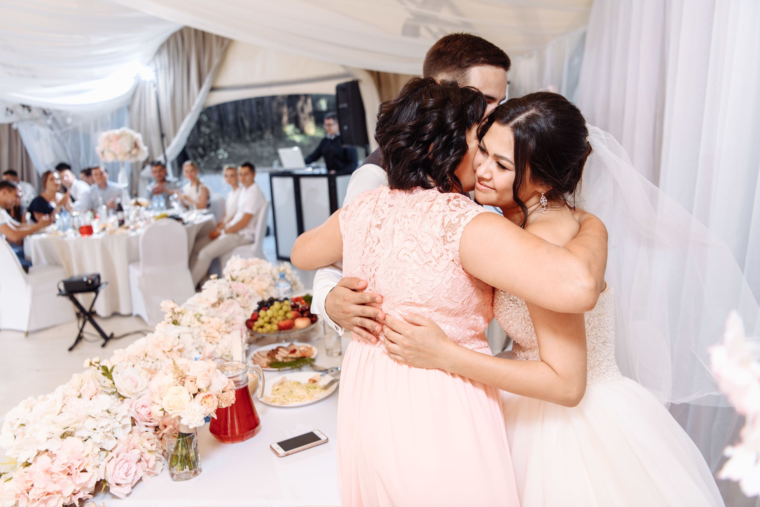 Анонс свадьбы 10.07.2020 Дениса & Анастасии. Свадебный и семейный фотограф в Уфе | Винс Константин | Фотопроекты