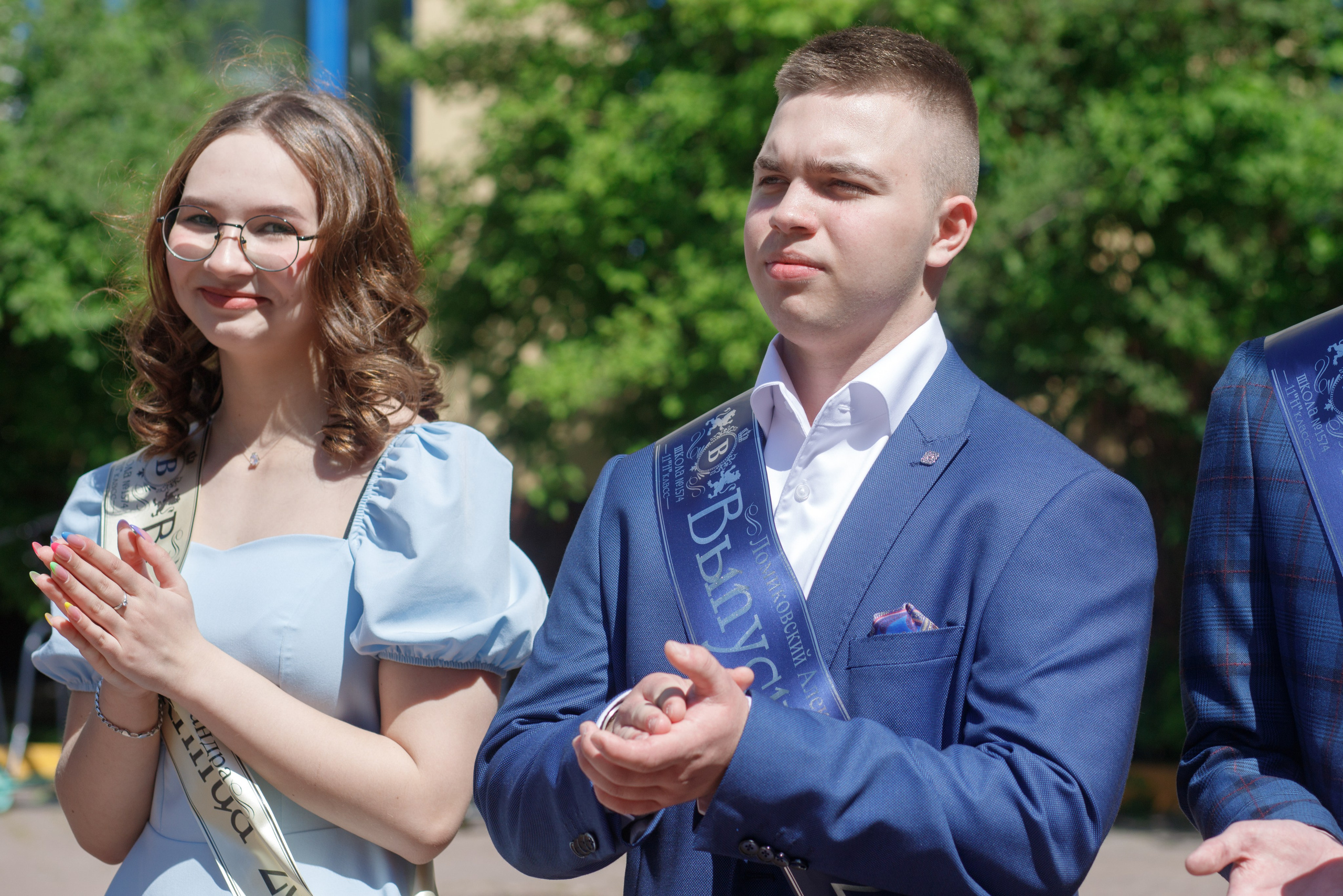 Репортажная съемка с Последнего звонка в школе в Москве. Семейный и школьный фотограф в Москве Анна Ткач