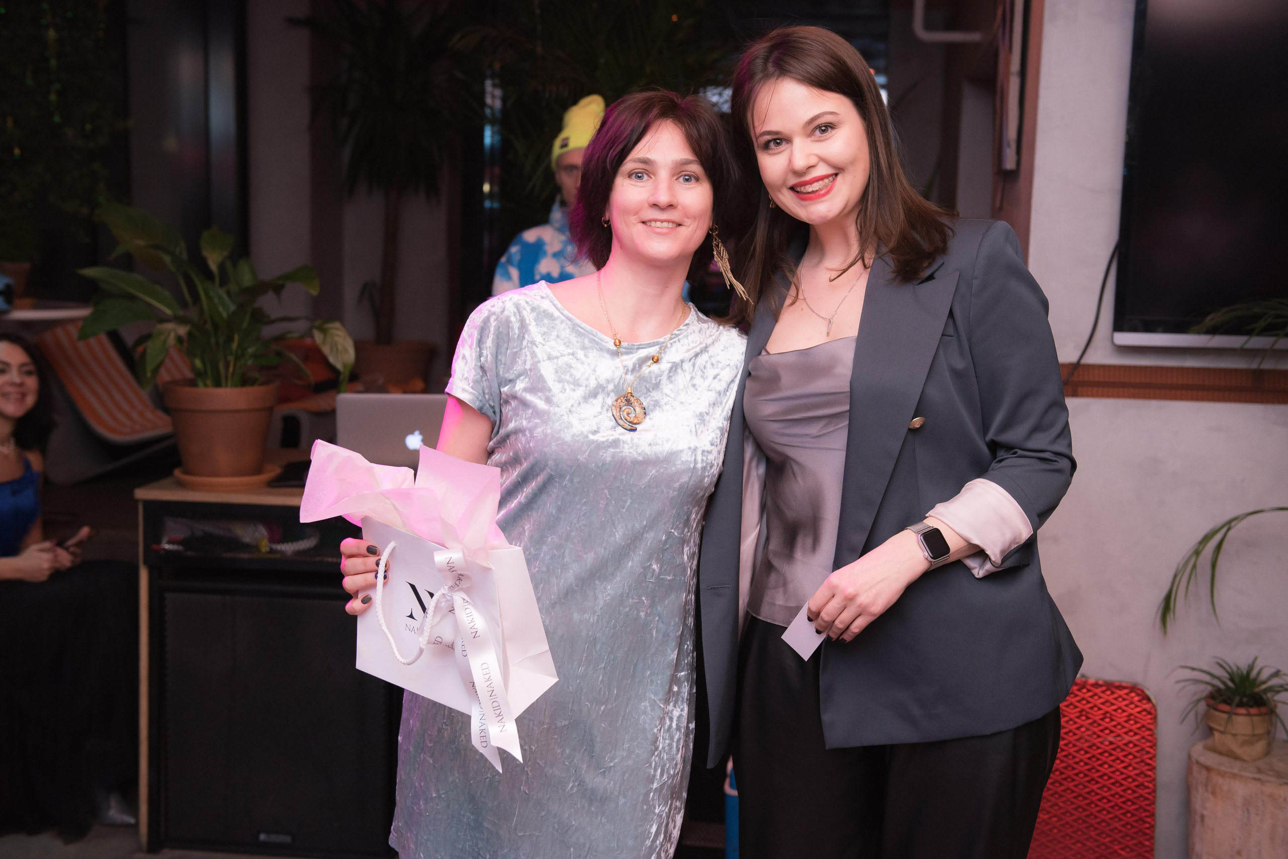 Новогодний девичник «Небанальный нетворкинг». Бренд-фотограф для экспертов и блогеров в Москве Влада Горбовская