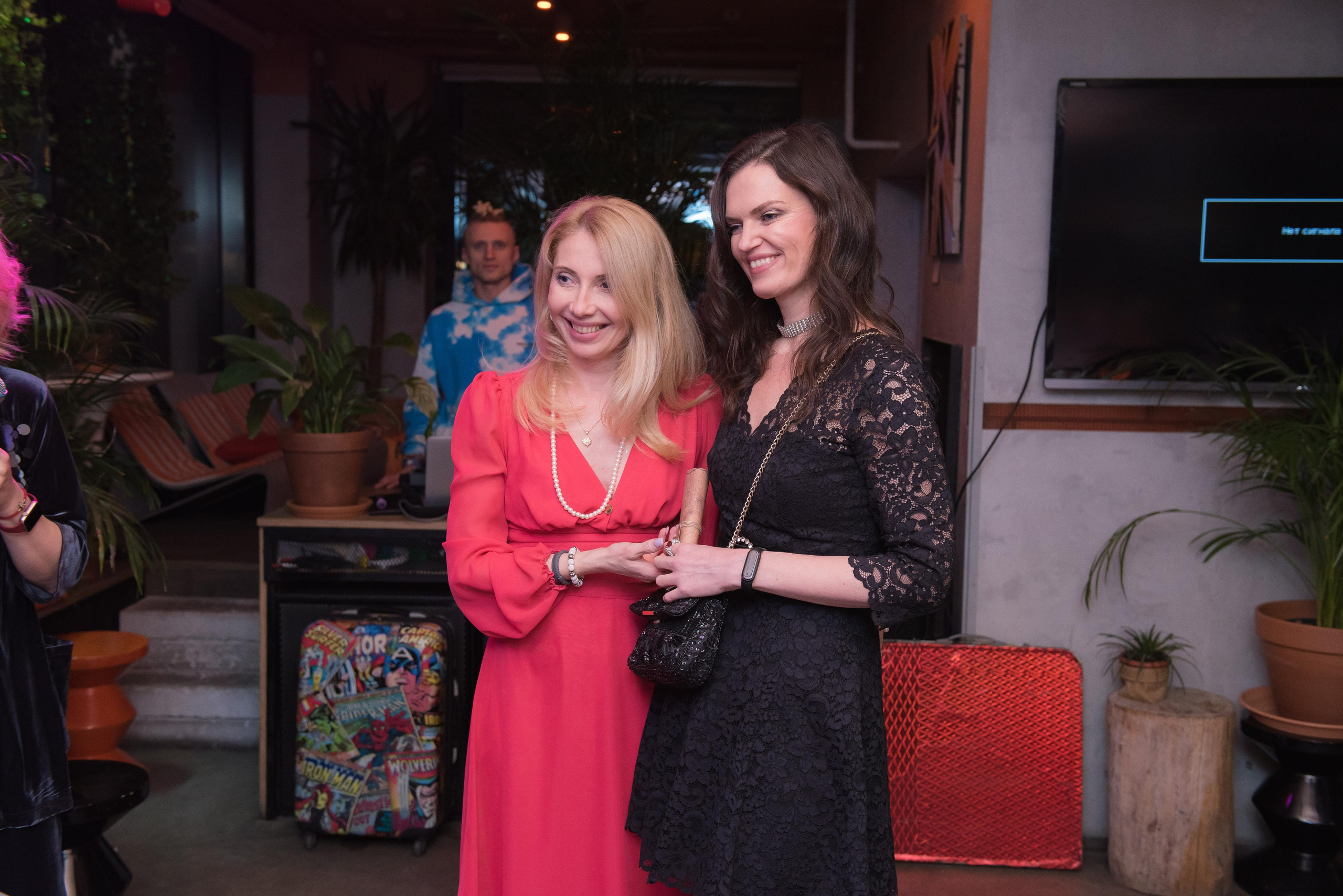 Новогодний девичник «Небанальный нетворкинг». Бренд-фотограф для экспертов и блогеров в Москве Влада Горбовская