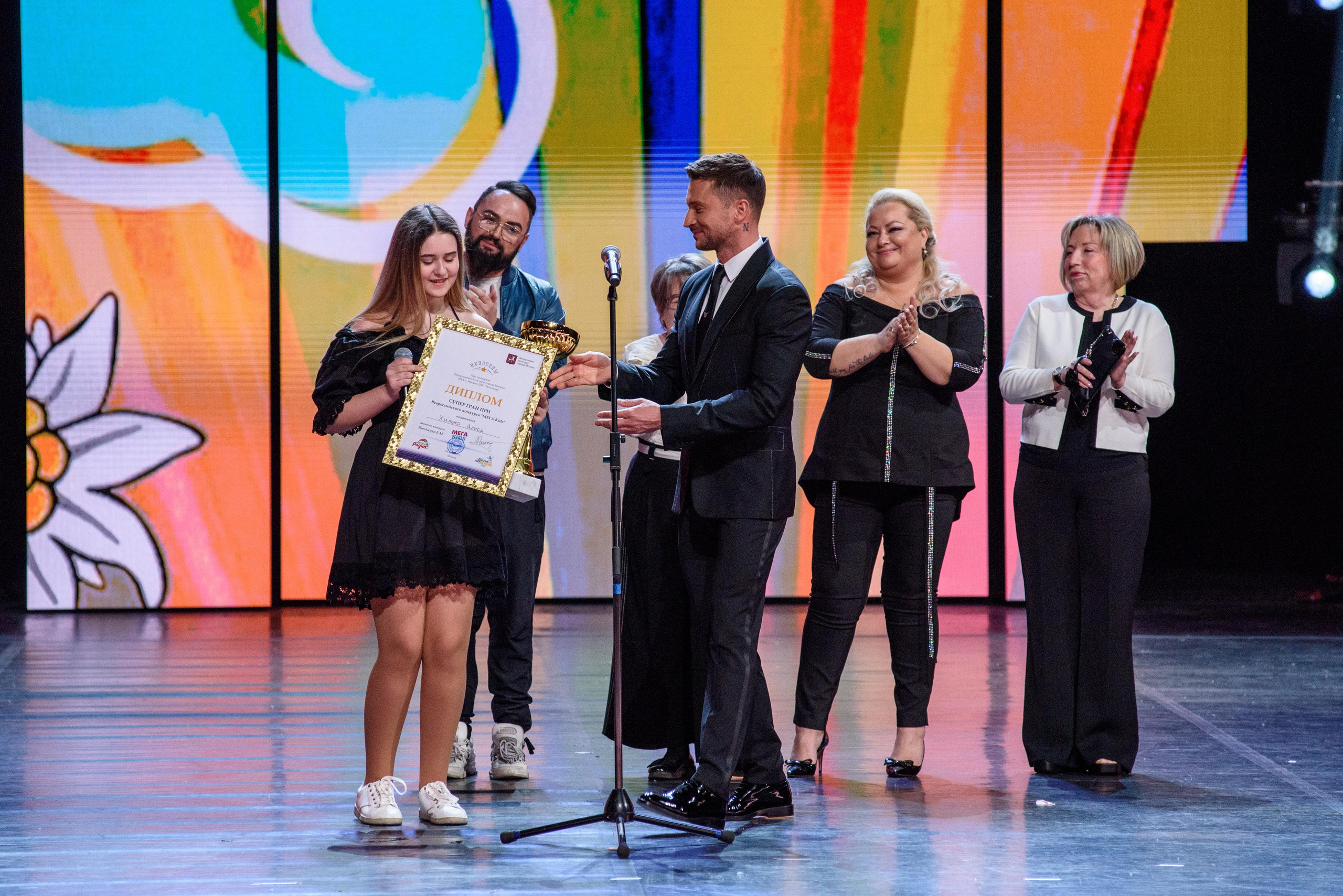 Концерт «Взрослые и Дети. Непоседам — 30!». Бренд-фотограф для экспертов и блогеров в Москве Влада Горбовская