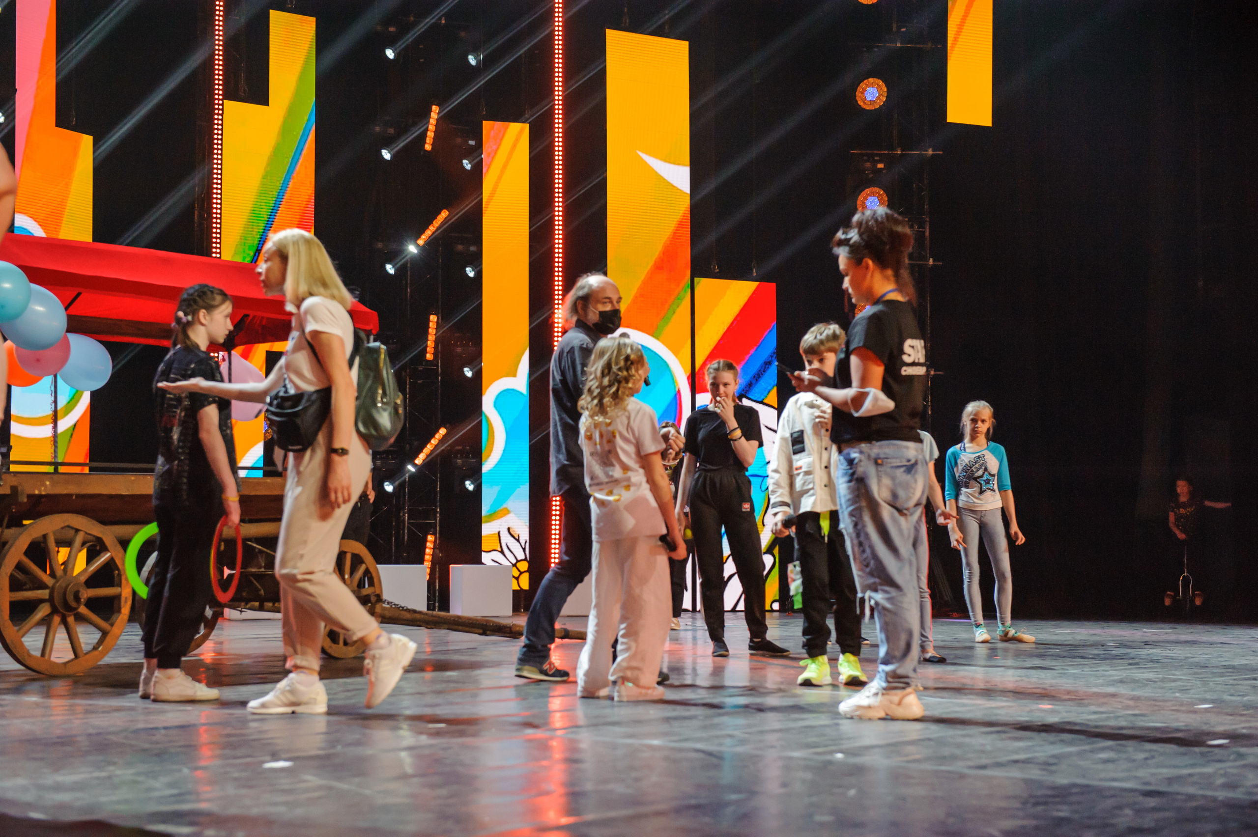 Концерт «Взрослые и Дети. Непоседам — 30!». Бренд-фотограф для экспертов и блогеров в Москве Влада Горбовская