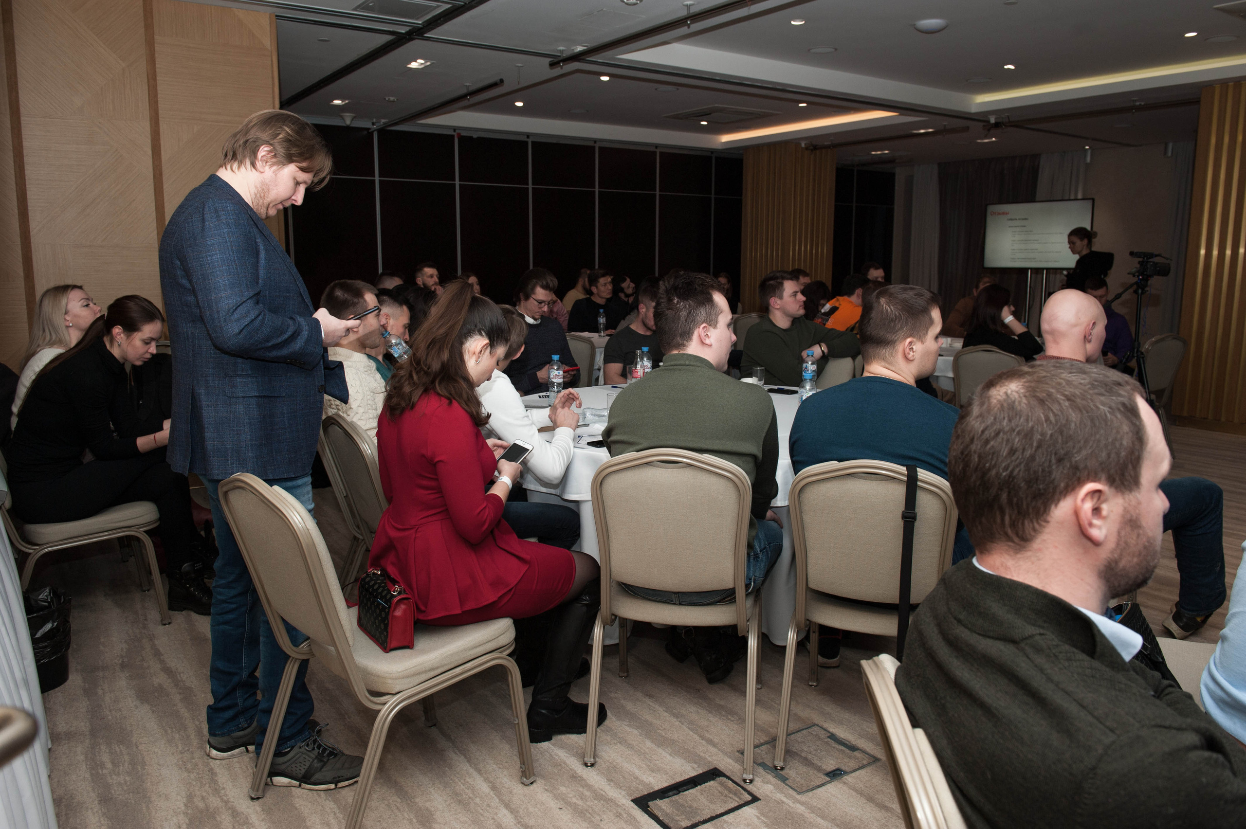 Конференция по Wildberies БЦ «Пальмира». Бренд-фотограф для экспертов и блогеров в Москве Влада Горбовская