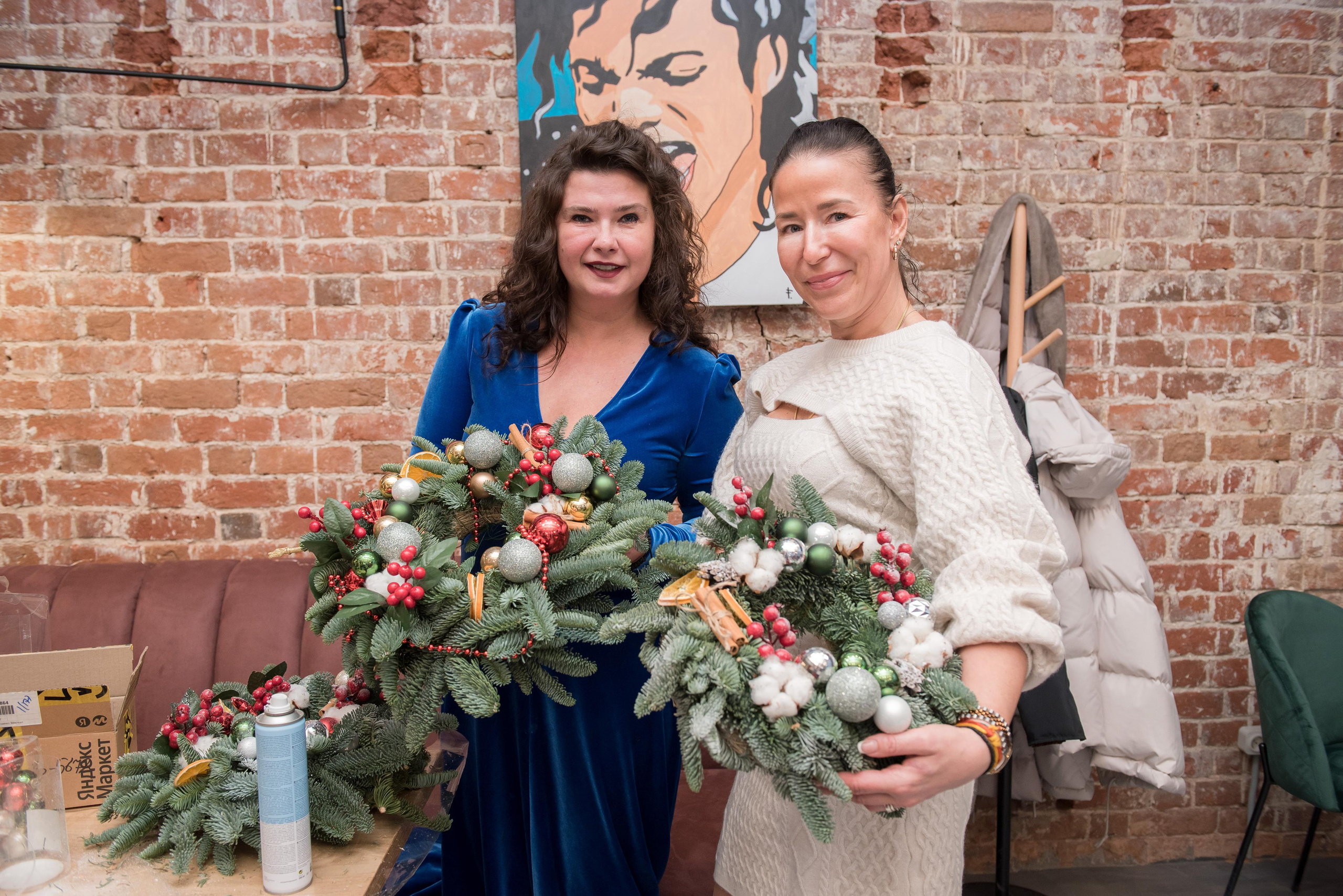 МК по новогодним венкам. Бренд-фотограф для экспертов и блогеров в Москве Влада Горбовская