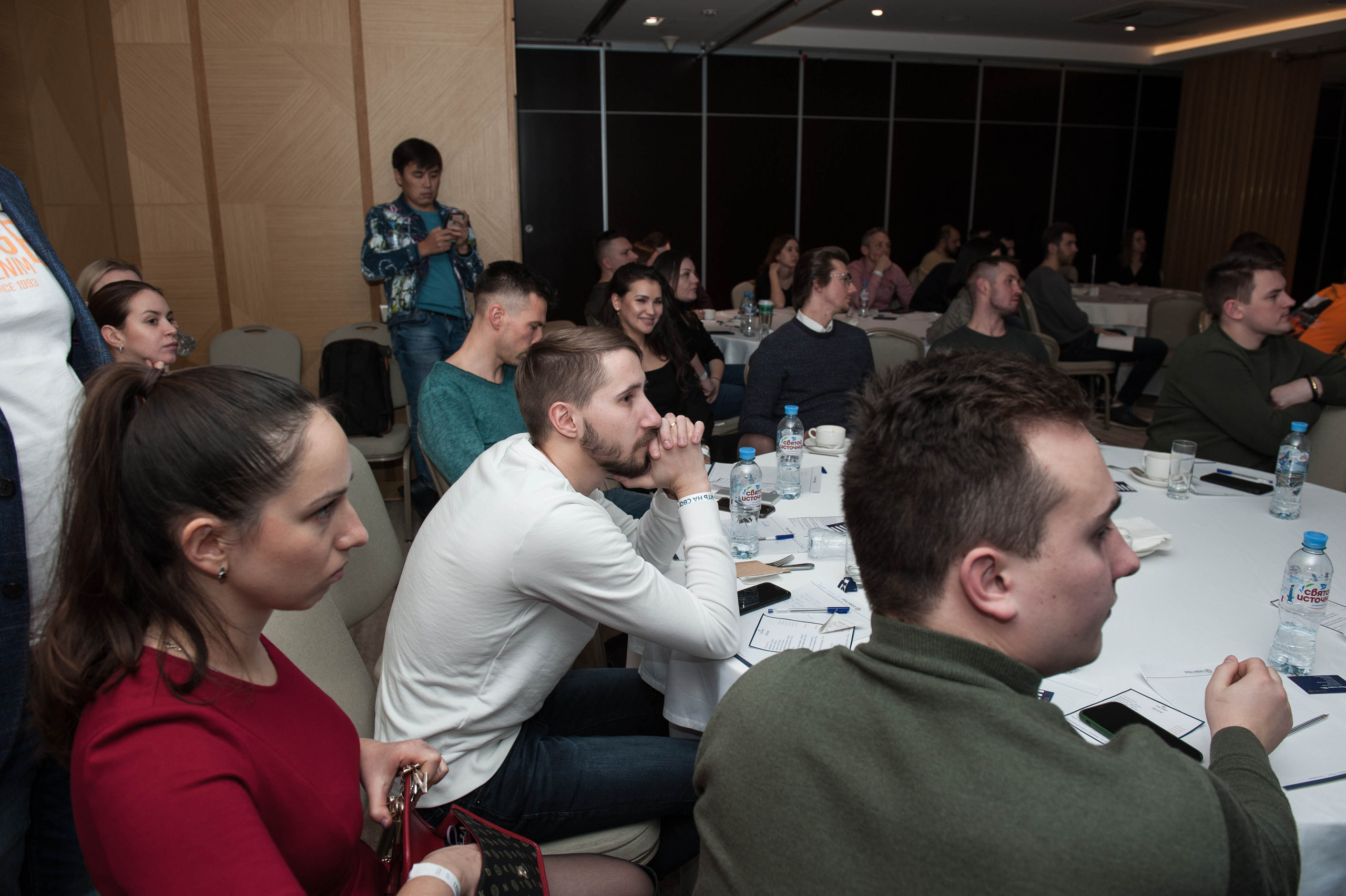 Конференция по Wildberies БЦ «Пальмира». Бренд-фотограф для экспертов и блогеров в Москве Влада Горбовская