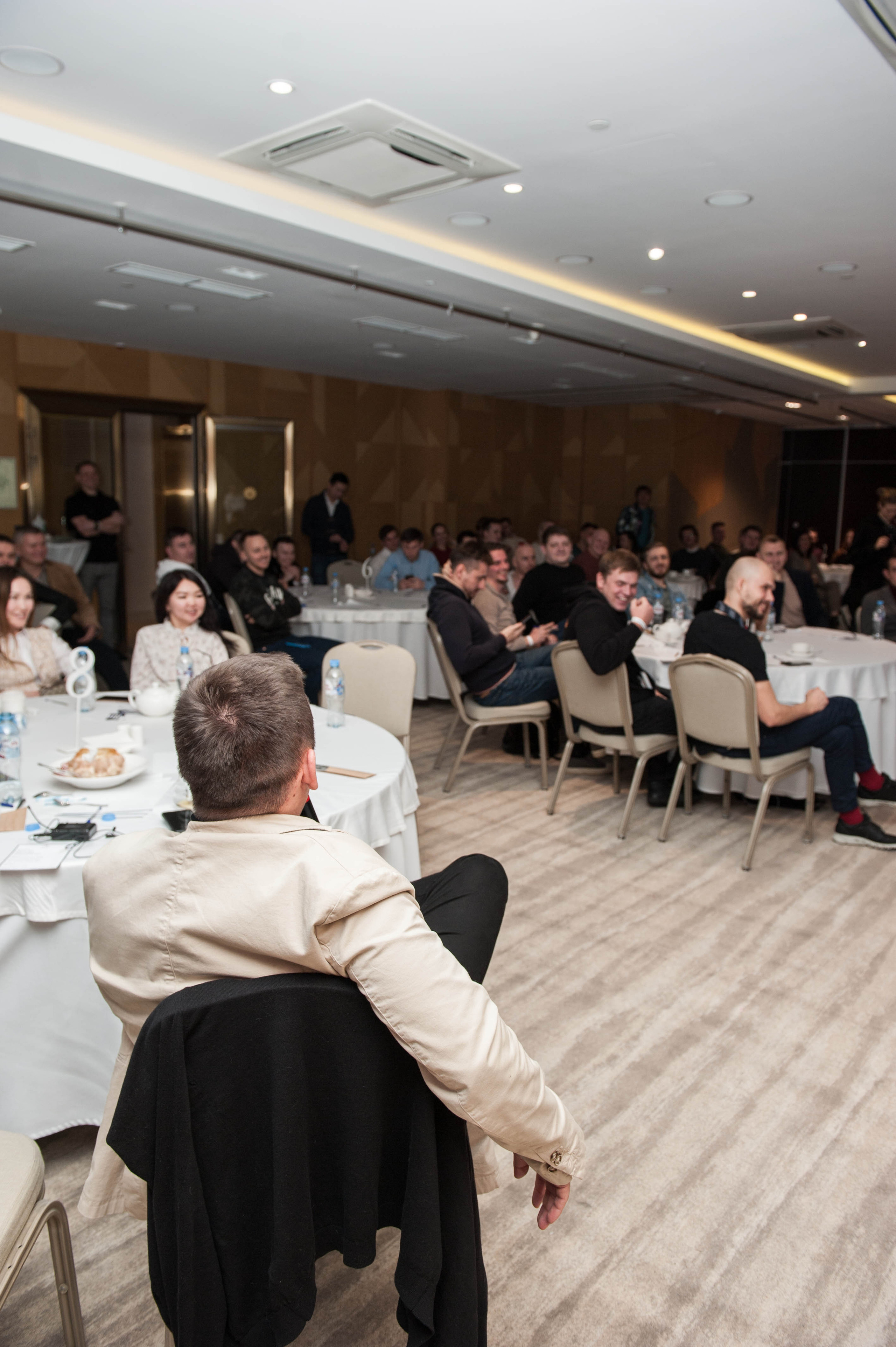 Конференция по Wildberies БЦ «Пальмира». Бренд-фотограф для экспертов и блогеров в Москве Влада Горбовская