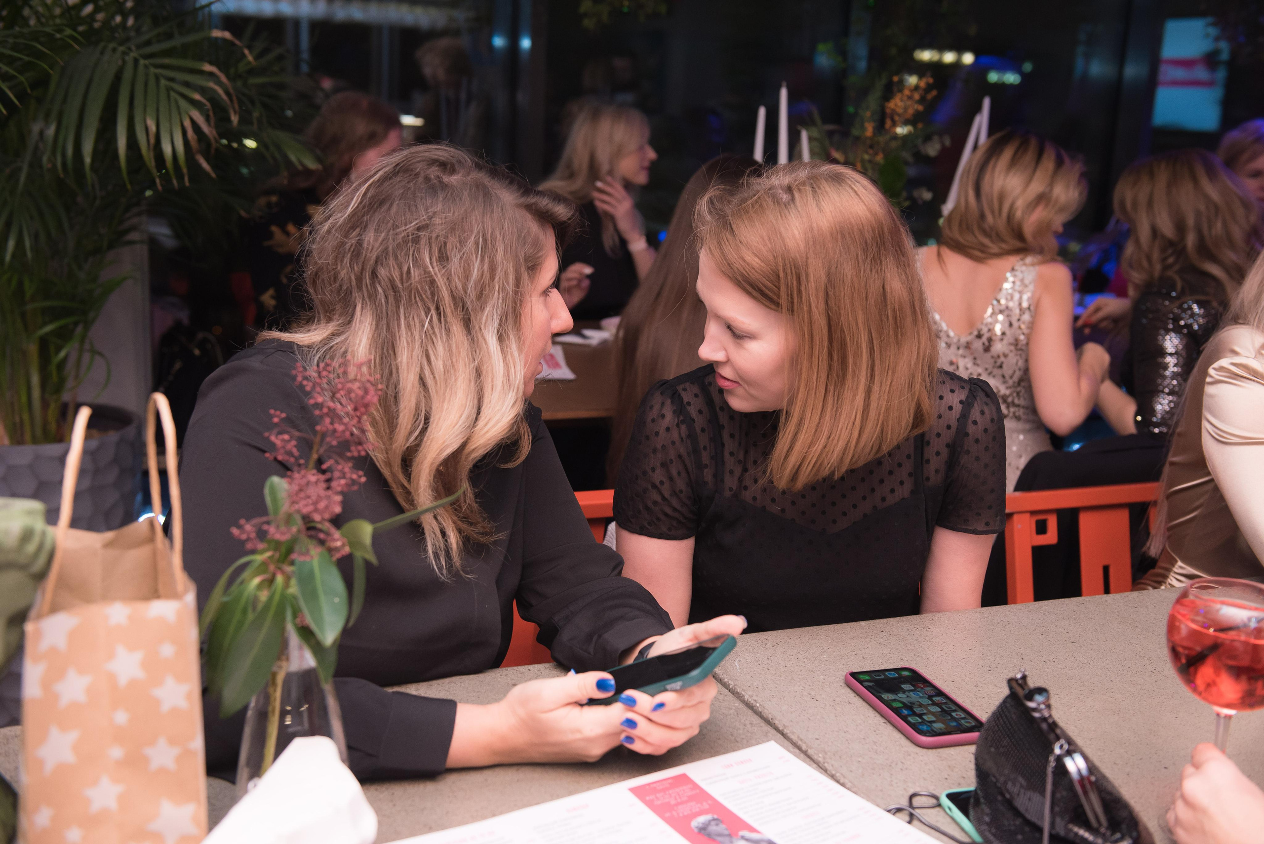 Новогодний девичник «Небанальный нетворкинг». Бренд-фотограф для экспертов и блогеров в Москве Влада Горбовская