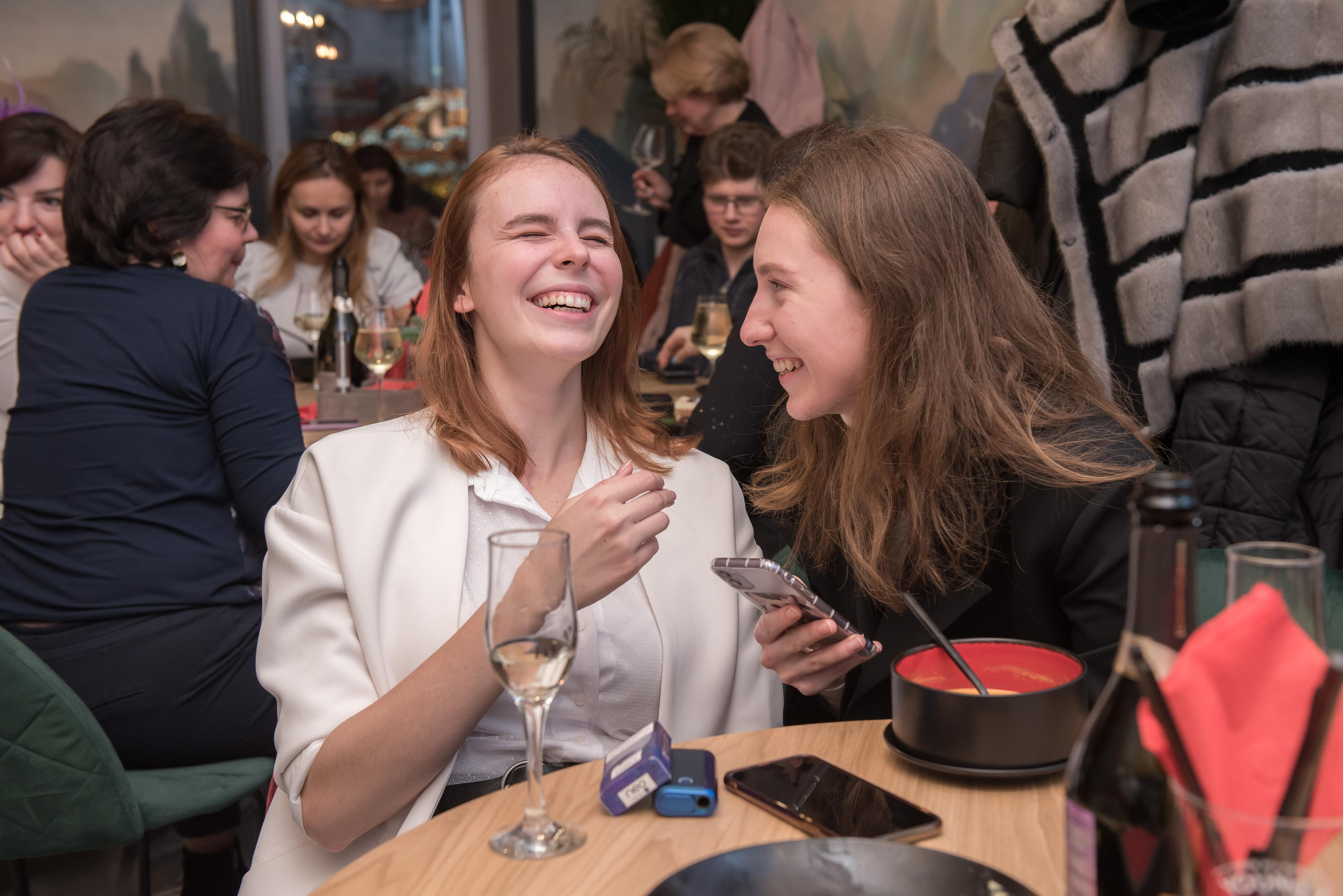 Открытие кафе-бара на Никольской. Бренд-фотограф для экспертов и блогеров в Москве Влада Горбовская