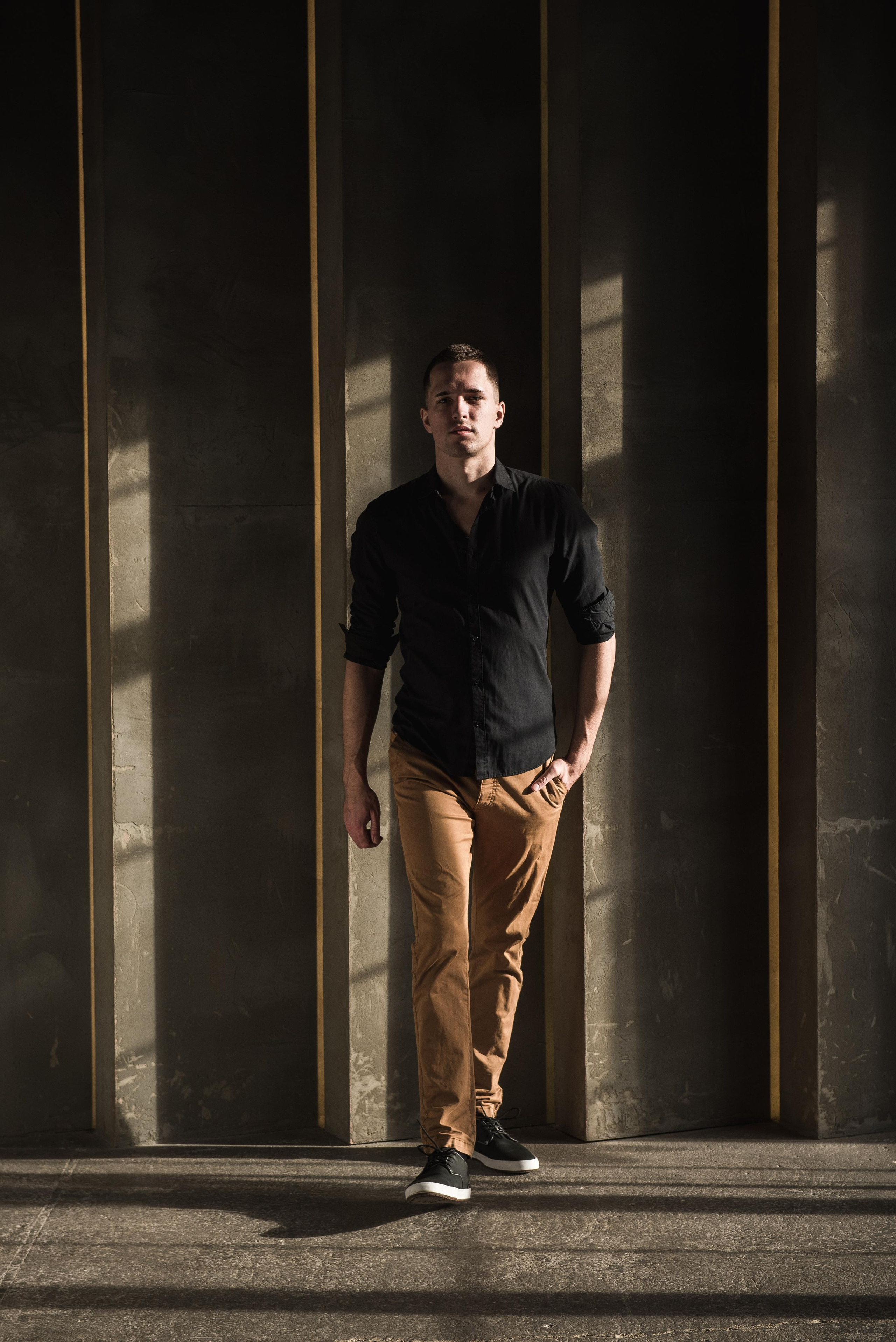 Илья, студия Лампа на Ткацкой. Бренд-фотограф для экспертов и блогеров в Москве Влада Горбовская