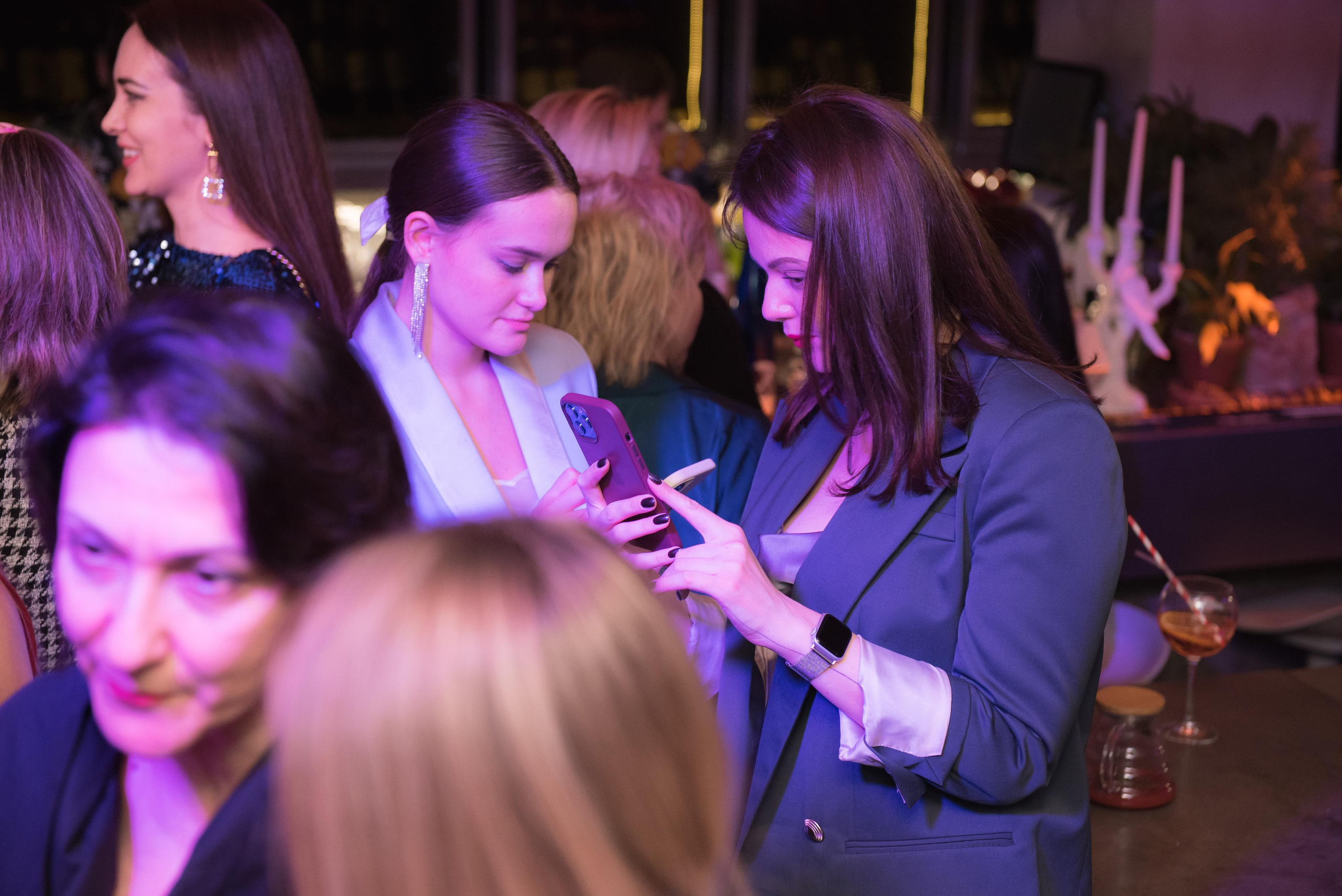 Новогодний девичник «Небанальный нетворкинг». Бренд-фотограф для экспертов и блогеров в Москве Влада Горбовская
