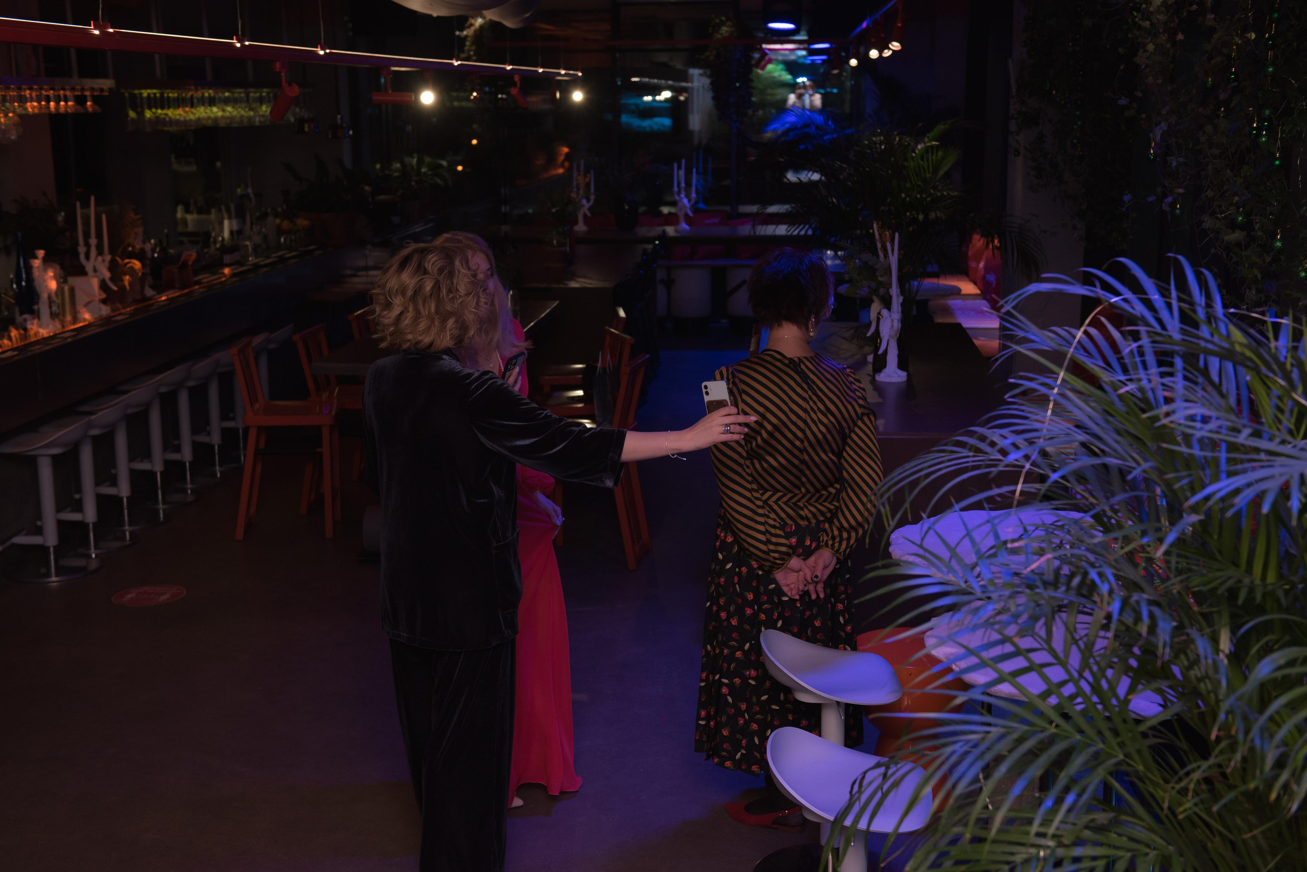 Новогодний девичник «Небанальный нетворкинг». Бренд-фотограф для экспертов и блогеров в Москве Влада Горбовская