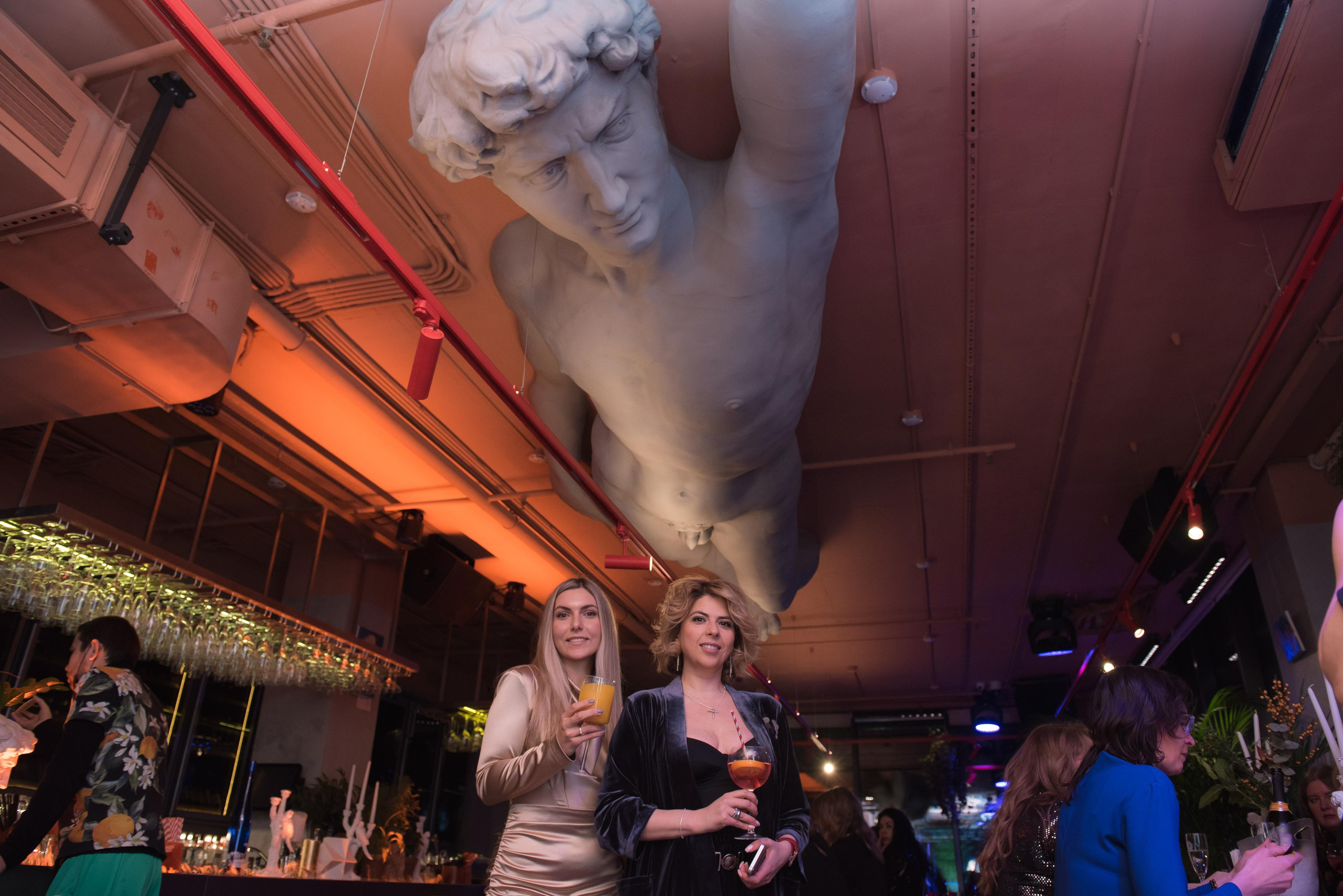 Новогодний девичник «Небанальный нетворкинг». Бренд-фотограф для экспертов и блогеров в Москве Влада Горбовская