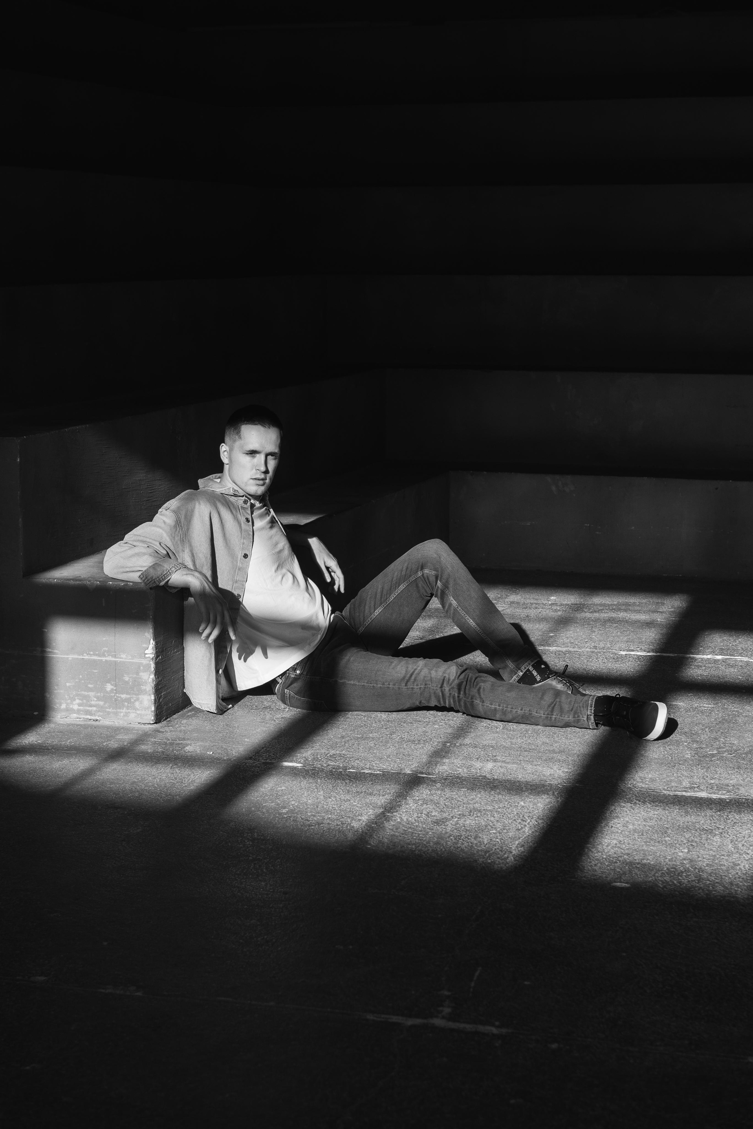 Илья, студия Лампа на Ткацкой. Бренд-фотограф для экспертов и блогеров в Москве Влада Горбовская